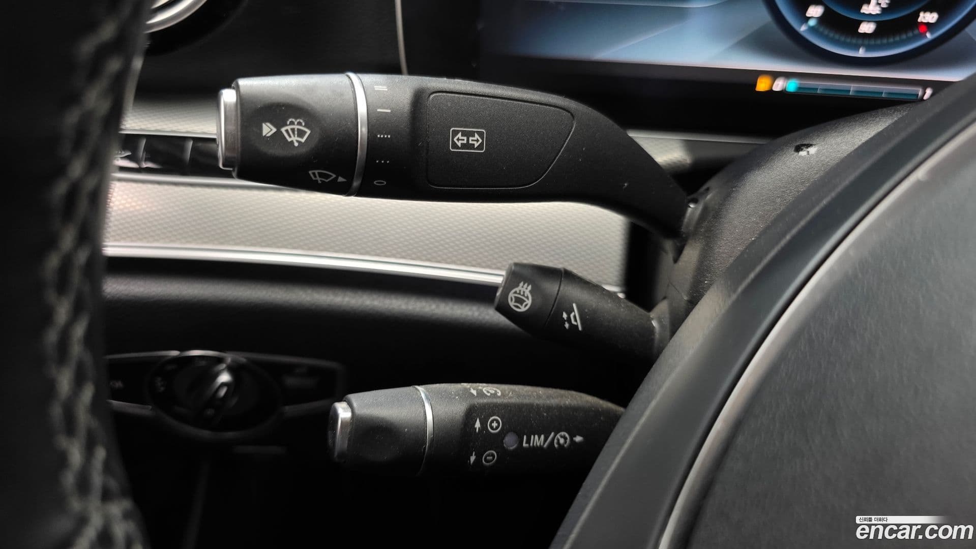 Main__Slider__Photo:E-Class Mercedes-Benz 2017.4-28