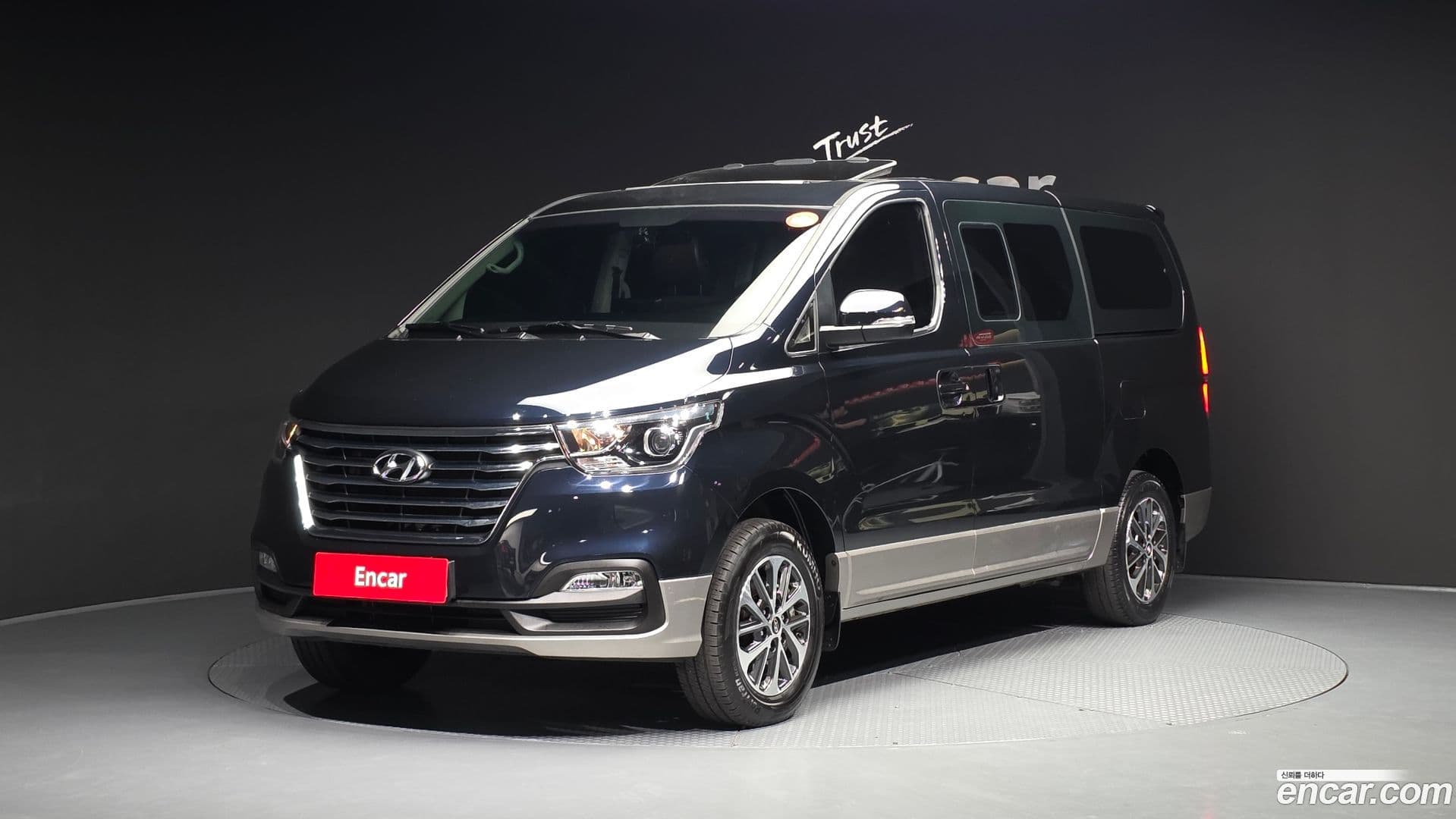 Main__Slider__Photo:Starex Hyundai 2020.9-0