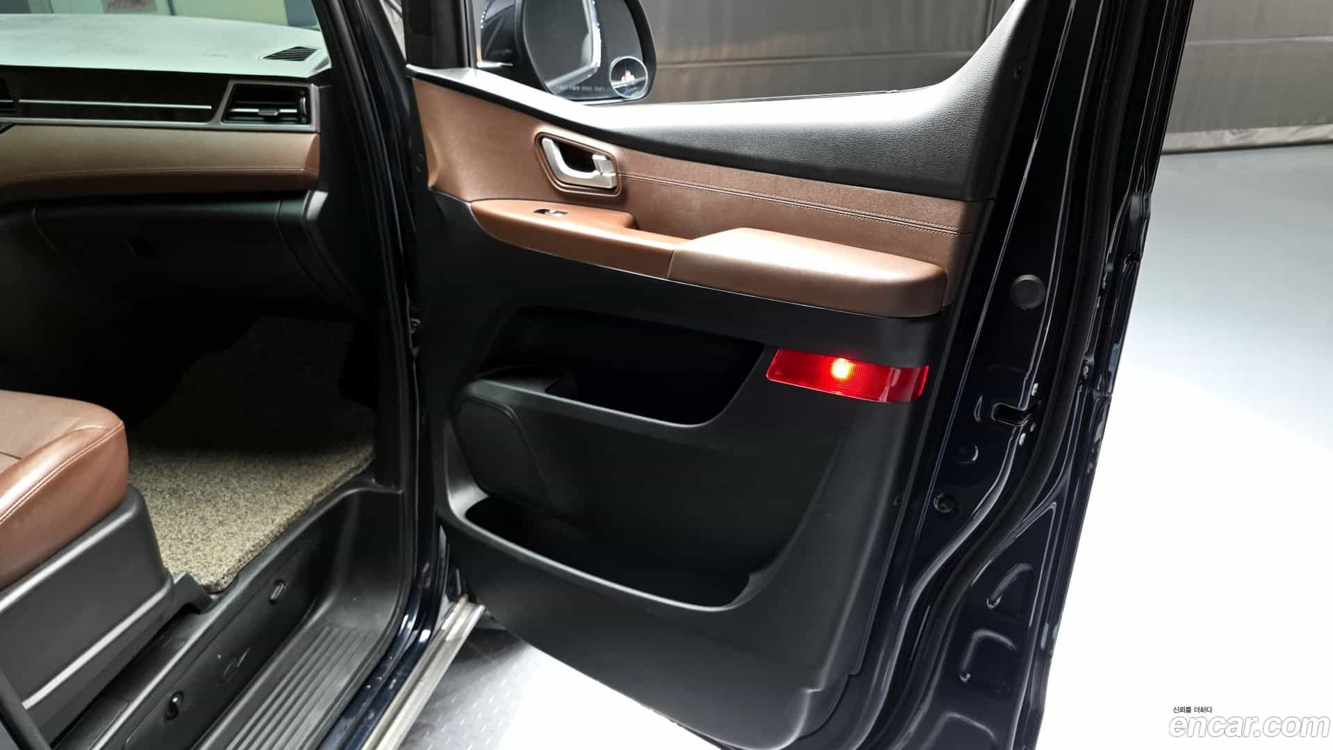 Starex Hyundai 2020.9-INNER-034