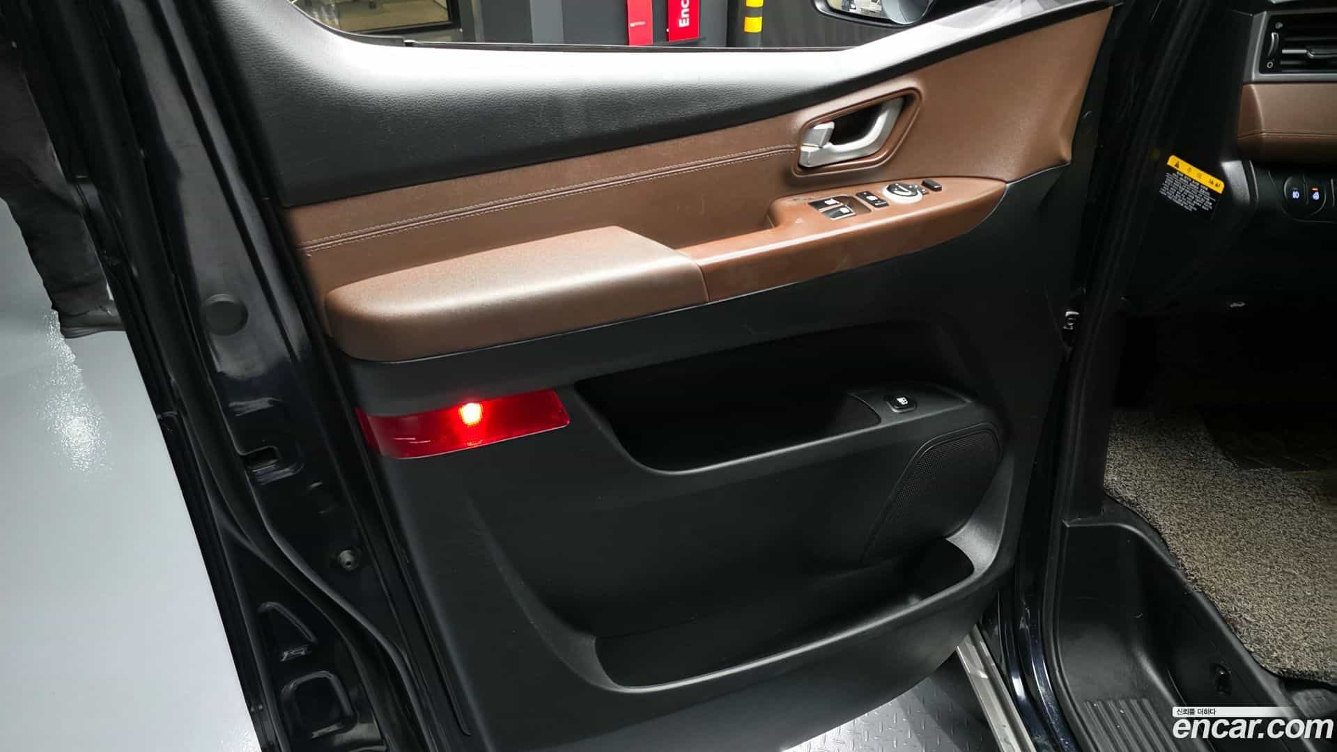Starex Hyundai 2020.9-INNER-035