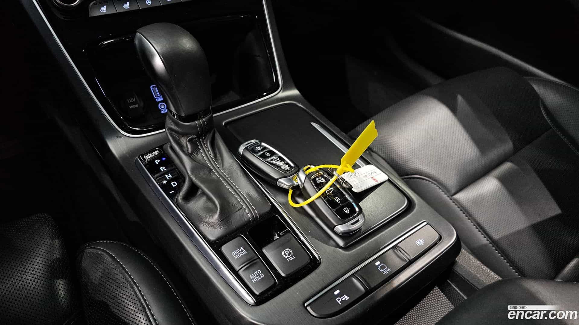 Grandeur Hyundai 2017.3-INNER-009