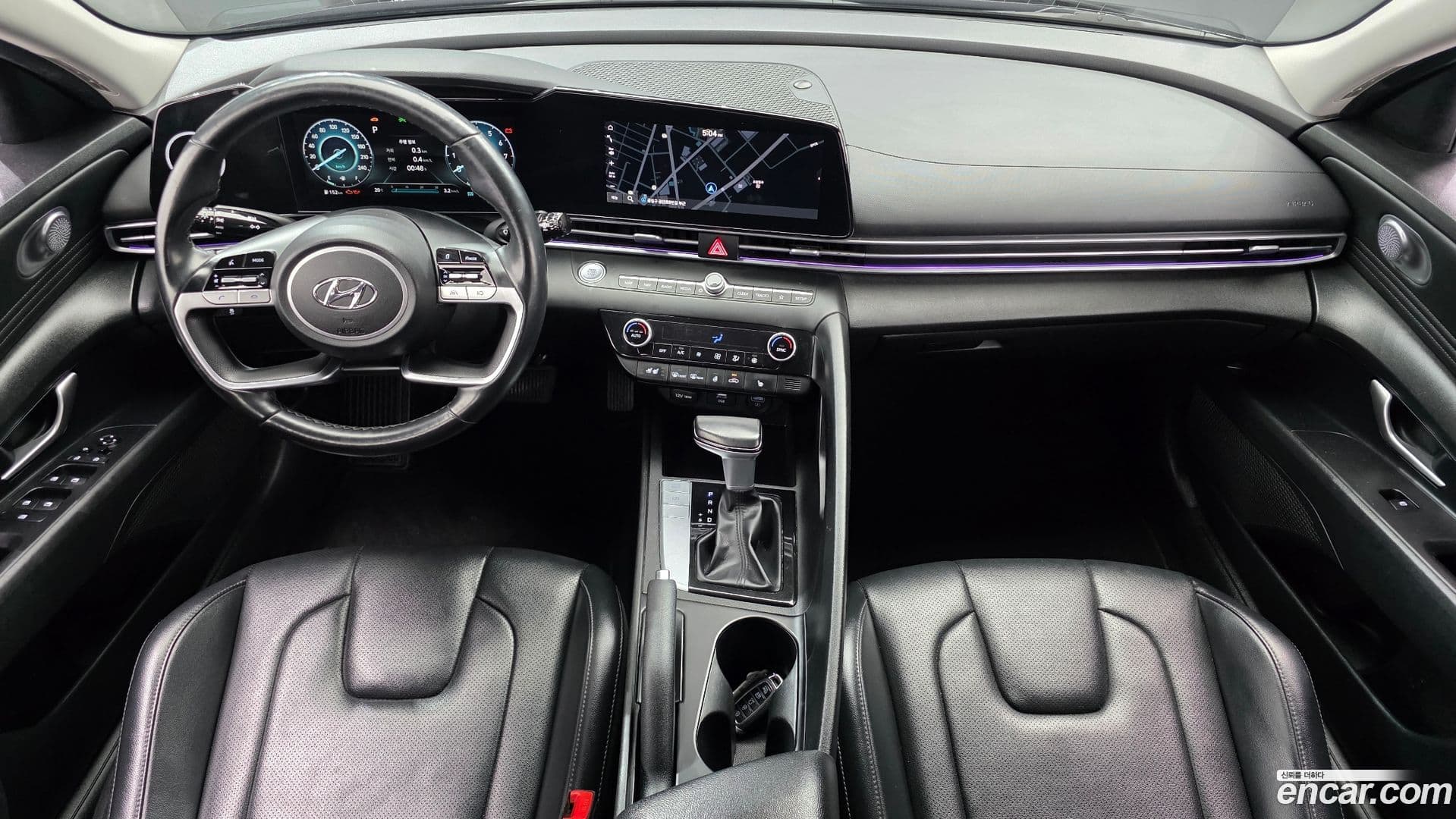 Main__Slider__Photo:AVANTE Hyundai 2021.1-6