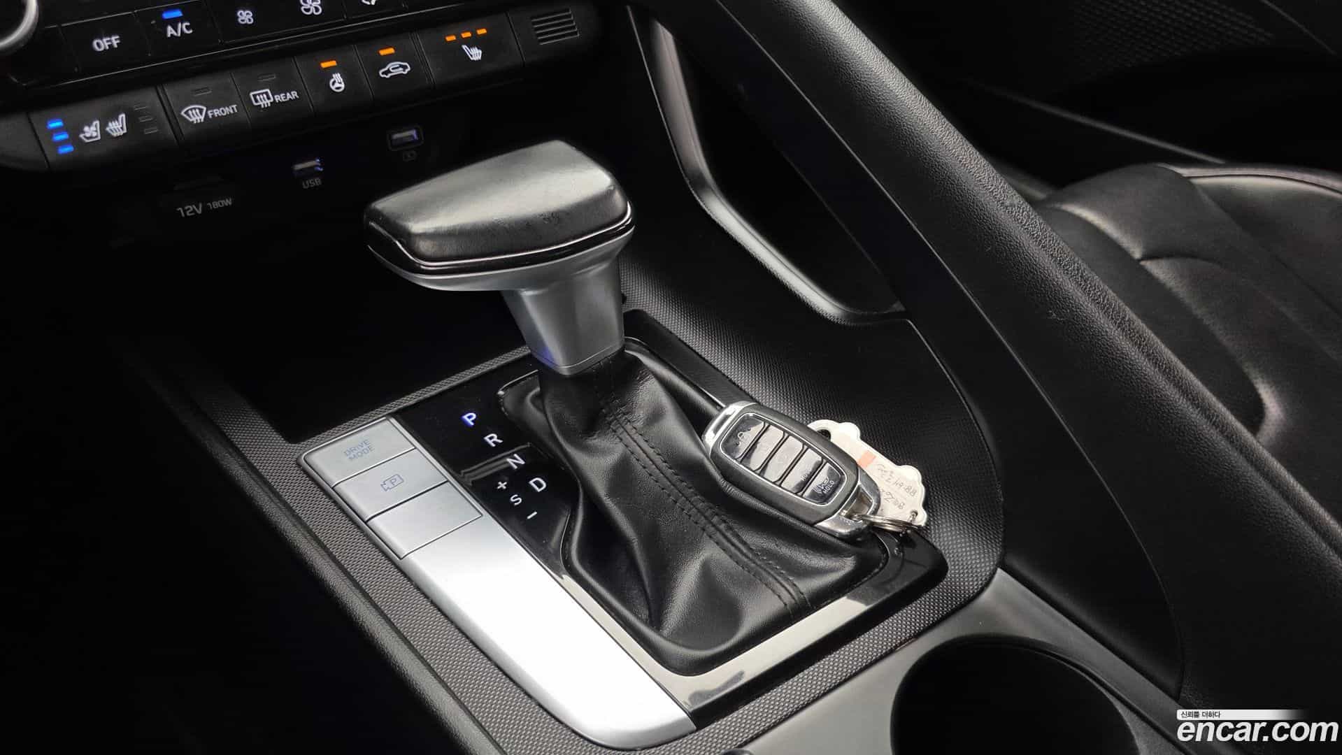 AVANTE Hyundai 2021.1-INNER-009