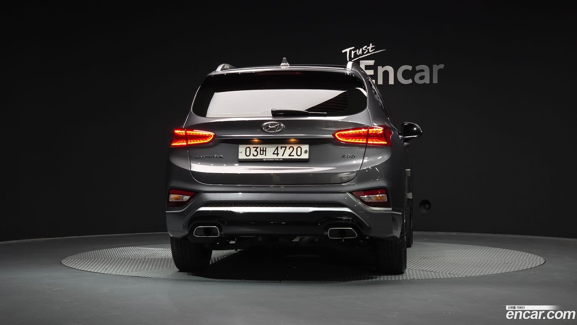 Main__Slider__Photo:Santafe Hyundai 2018.11-3