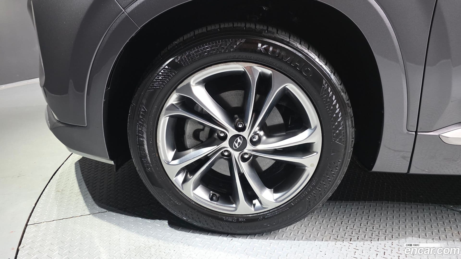 Main__Slider__Photo:Santafe Hyundai 2018.11-4