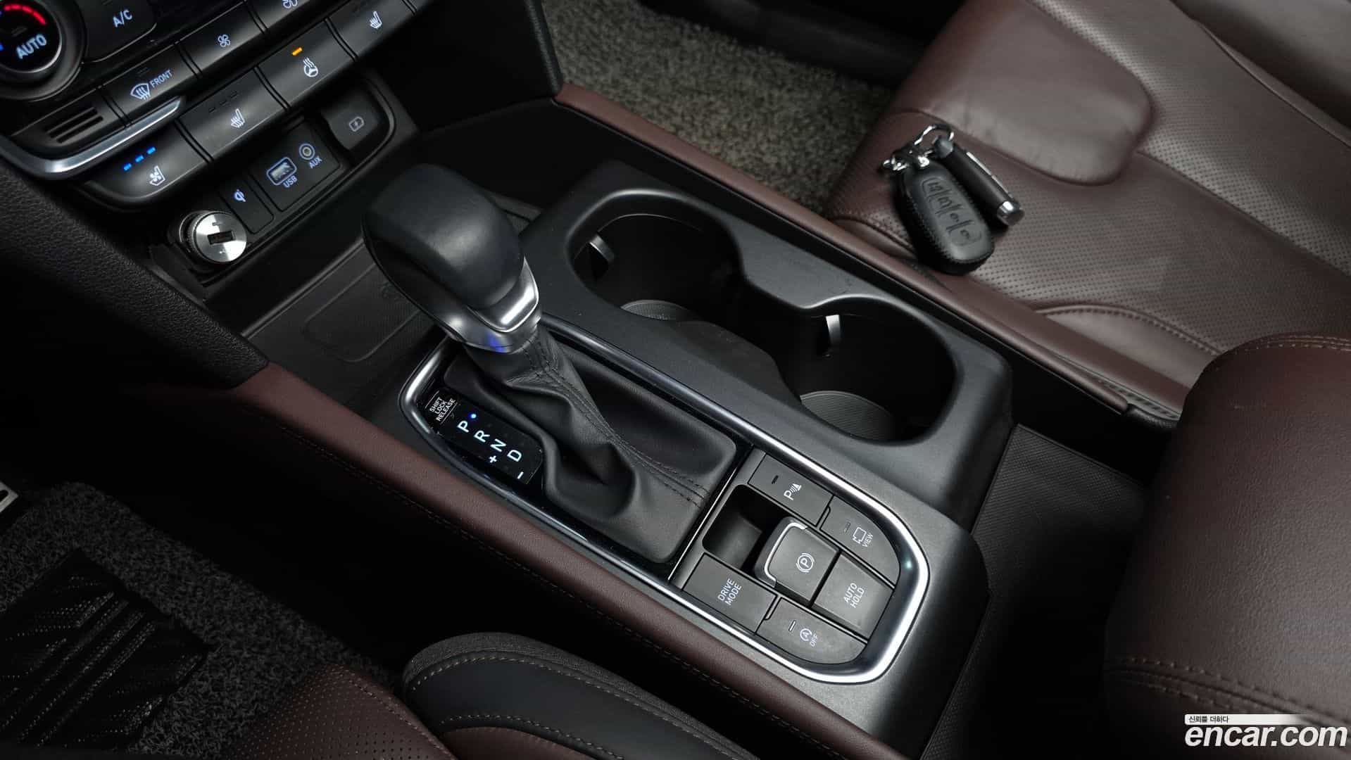 Santafe Hyundai 2018.11-INNER-009