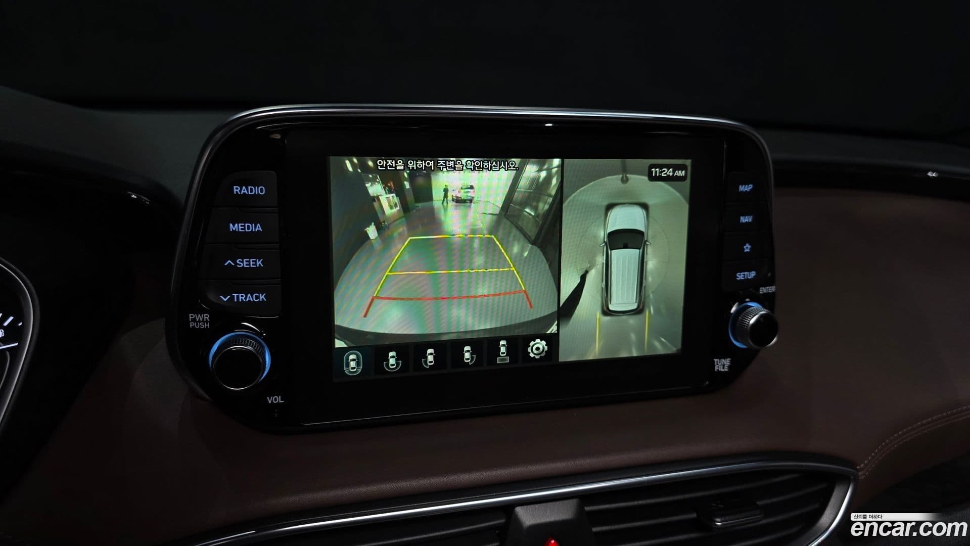 Main__Slider__Photo:Santafe Hyundai 2018.11-14