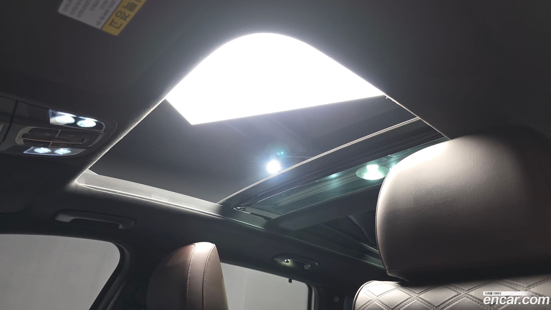Main__Slider__Photo:Santafe Hyundai 2018.11-18