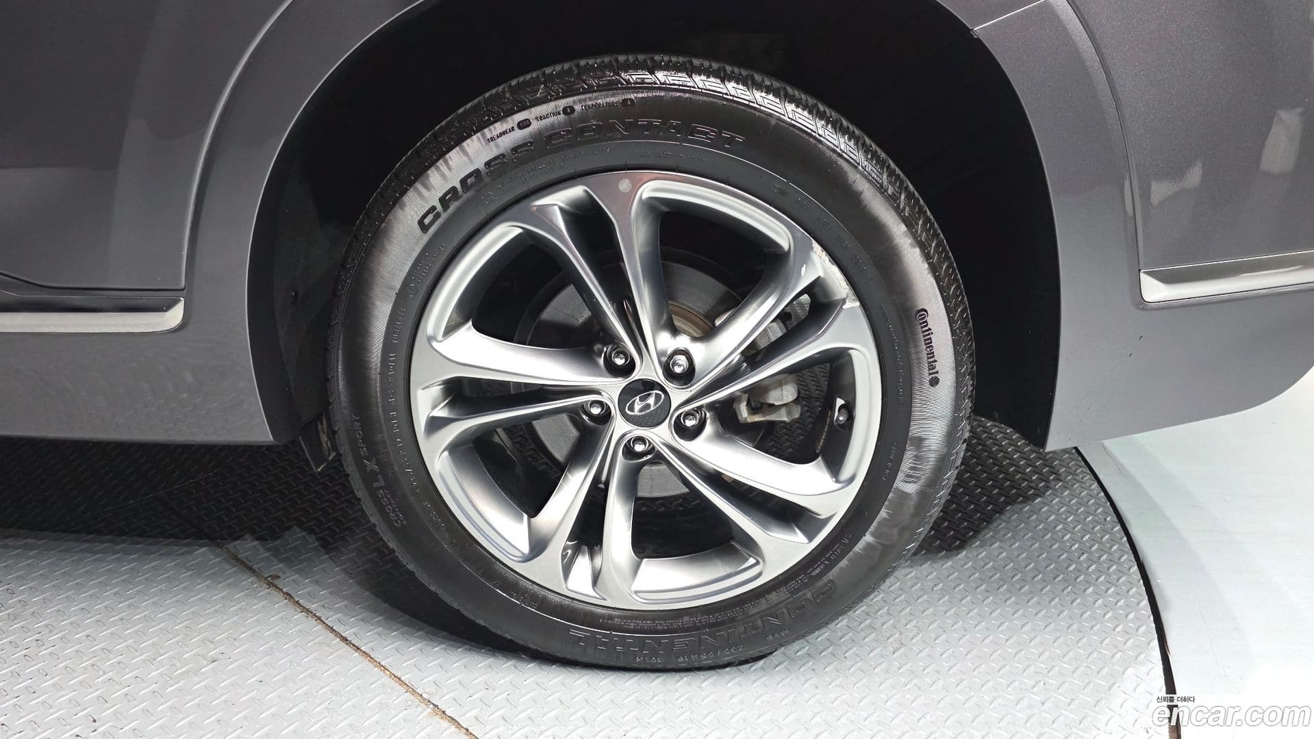 Main__Slider__Photo:Santafe Hyundai 2018.11-20