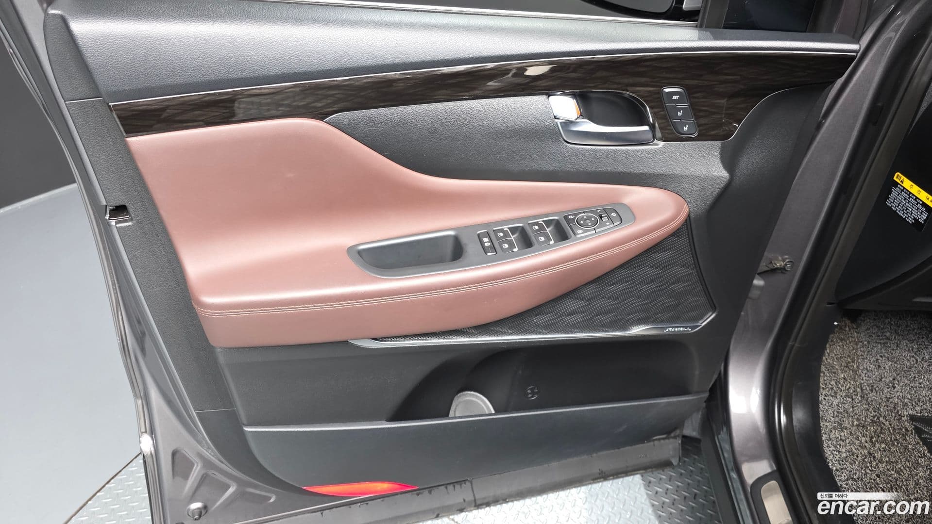 Main__Slider__Photo:Santafe Hyundai 2018.11-23