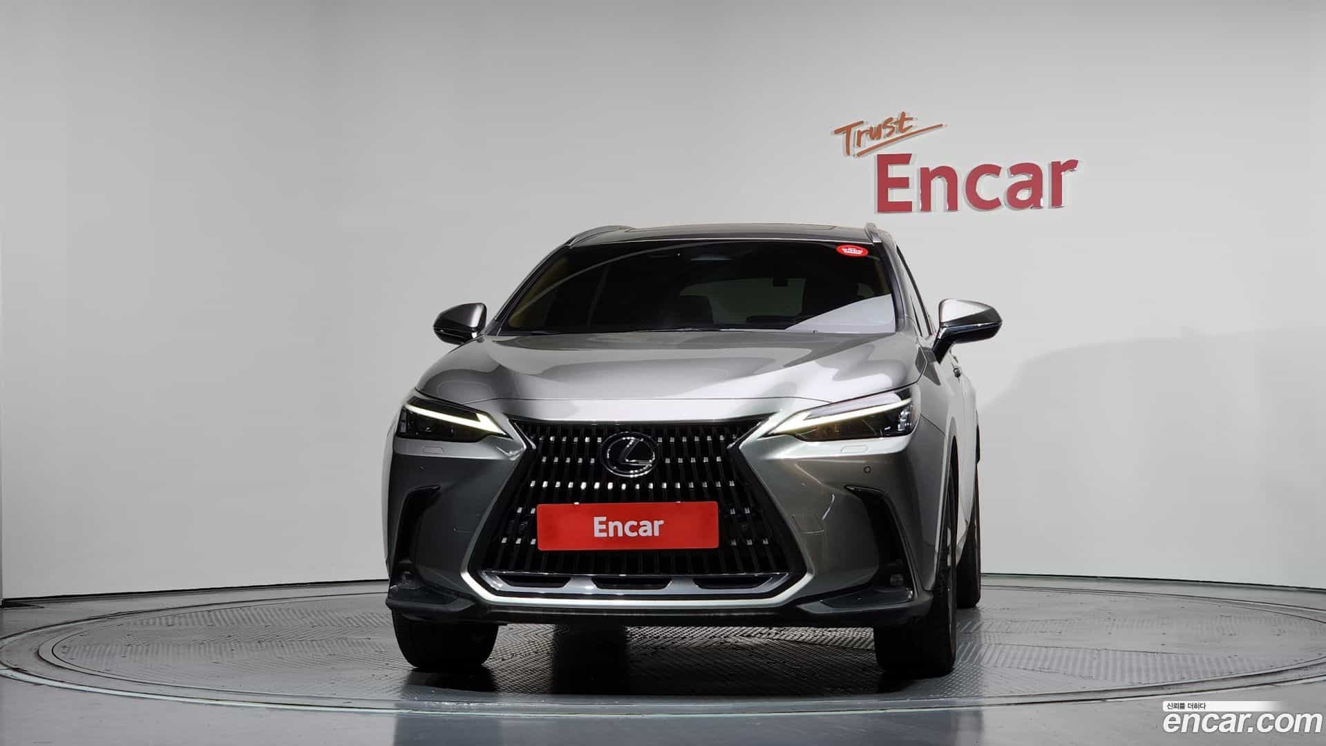 NX Lexus 2023.2-OUTER-003