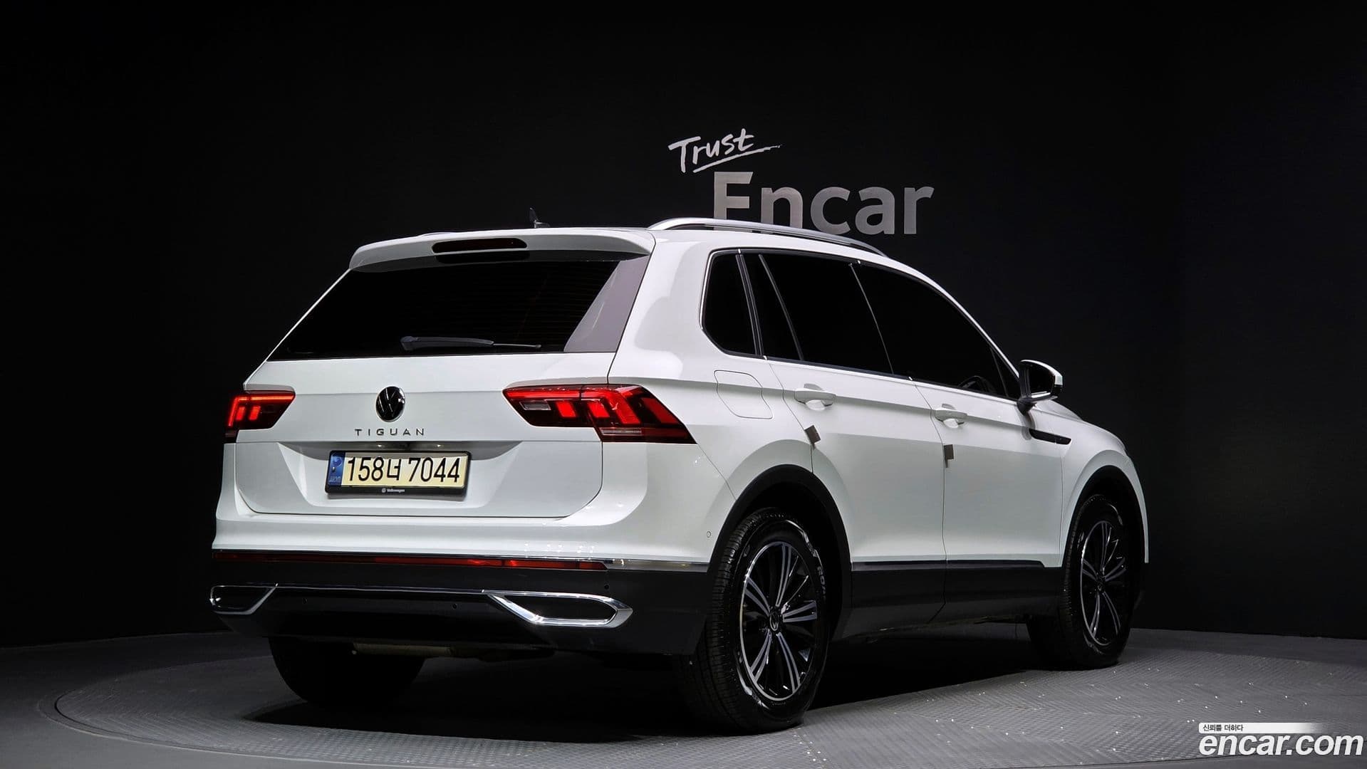 Main__Slider__Photo:Tiguan Volkswagen 2022.6-1