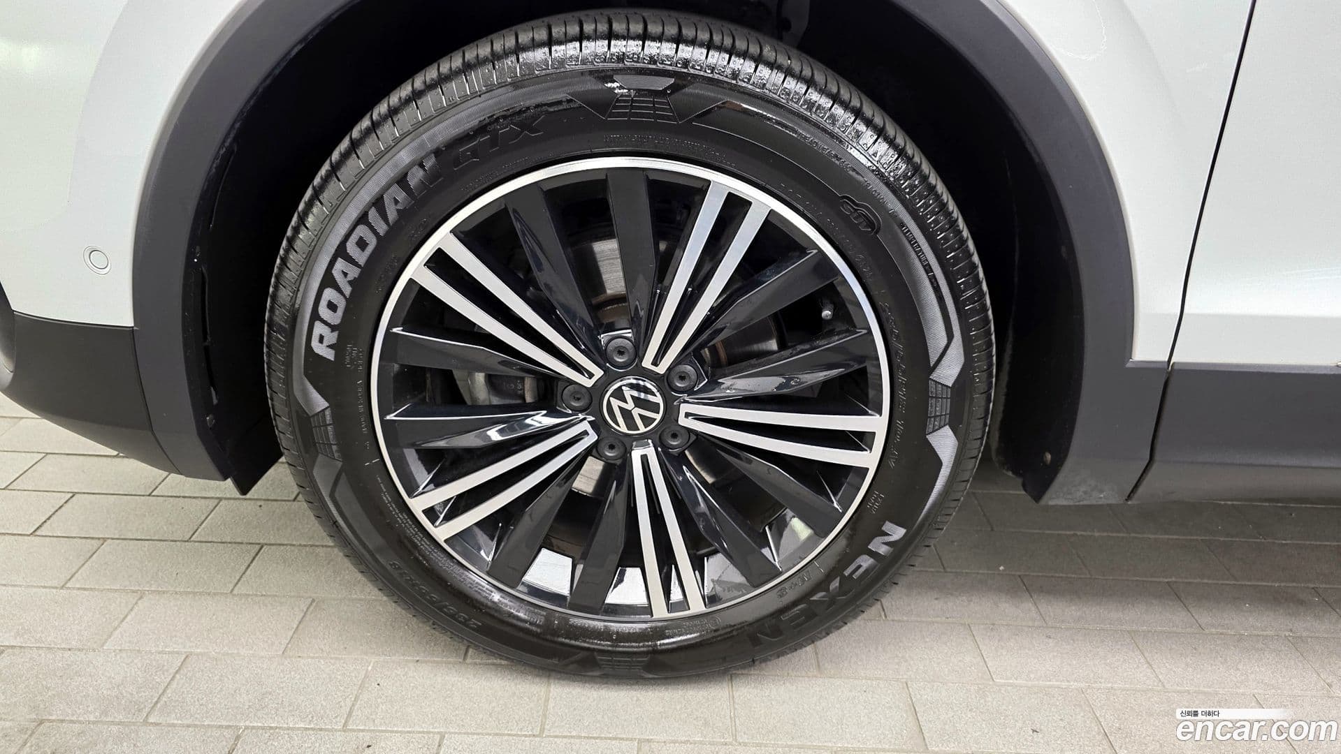Main__Slider__Photo:Tiguan Volkswagen 2022.6-4