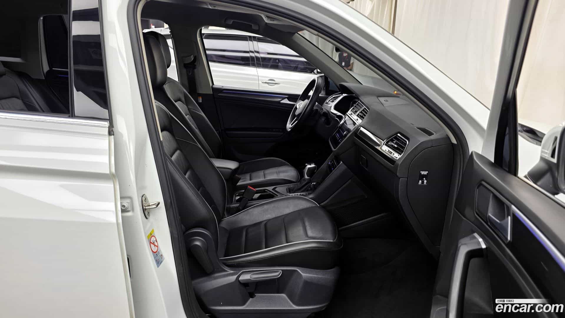 Tiguan Volkswagen 2022.6-OPTION-015