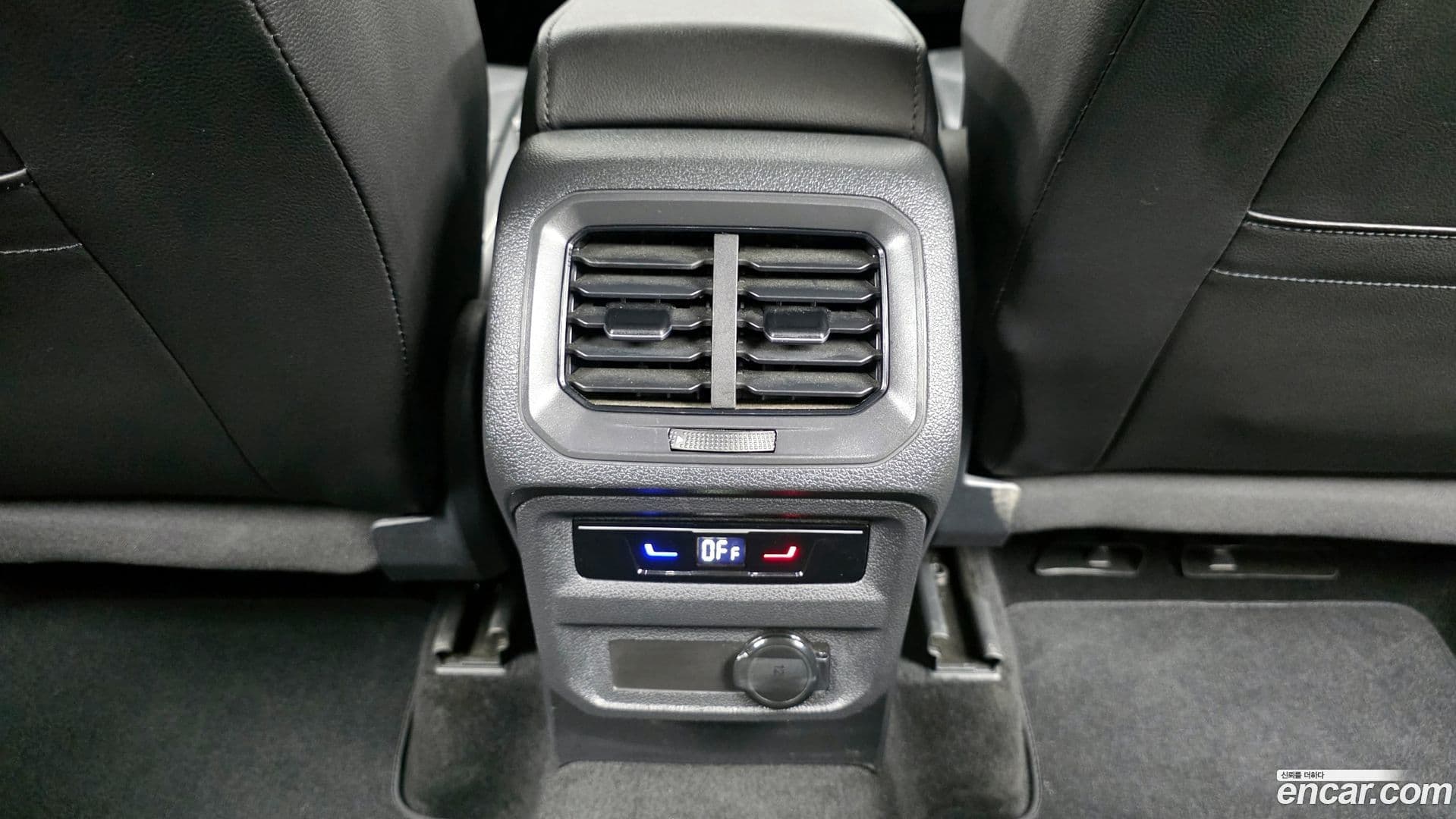 Main__Slider__Photo:Tiguan Volkswagen 2022.6-18