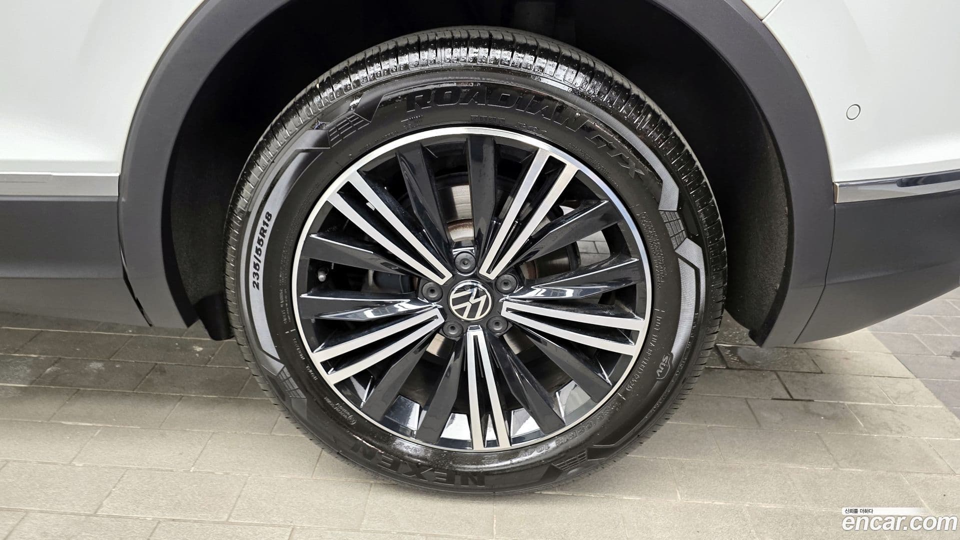 Main__Slider__Photo:Tiguan Volkswagen 2022.6-20