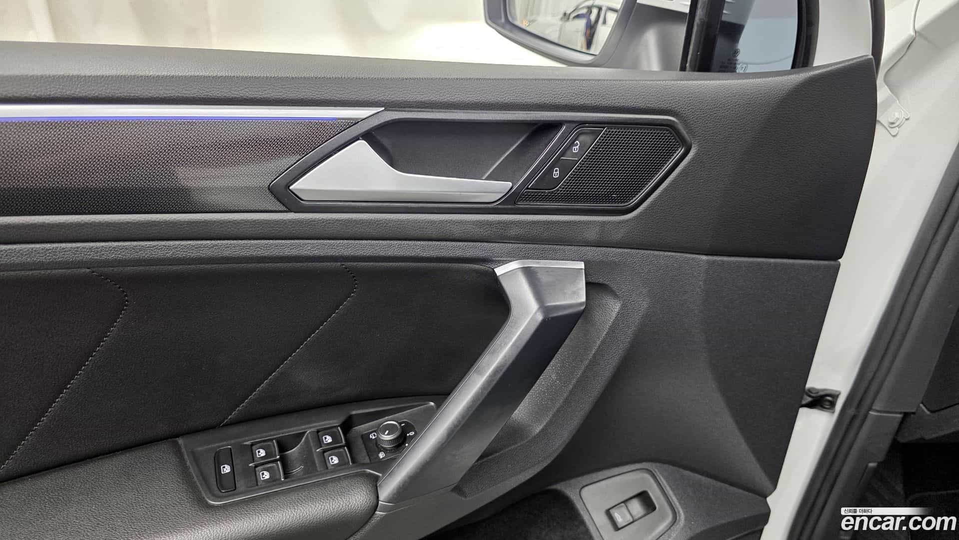 Tiguan Volkswagen 2022.6-OPTION-042