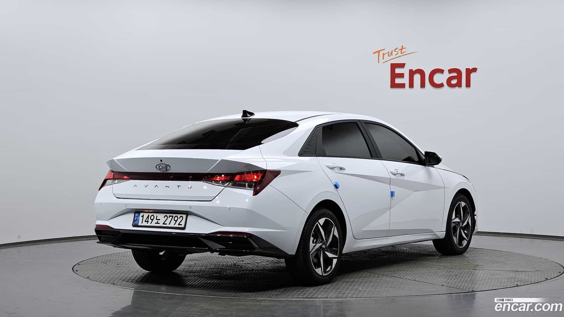 AVANTE Hyundai 2021.5-OUTER-002