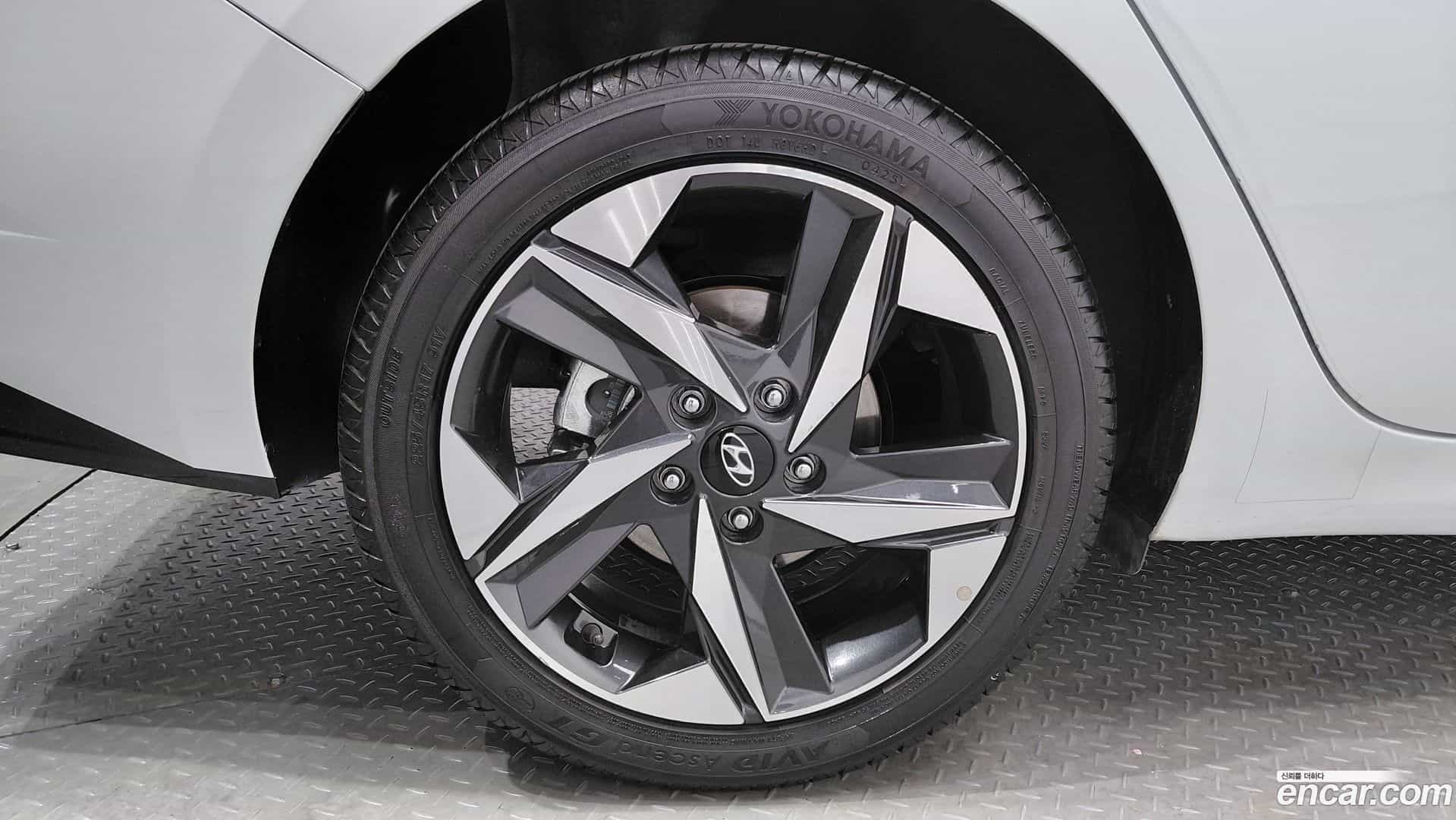 AVANTE Hyundai 2021.5-OUTER-005