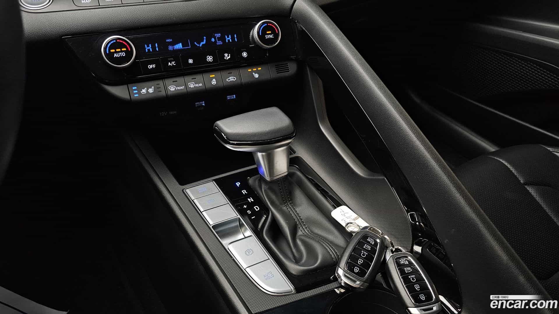AVANTE Hyundai 2021.5-INNER-009