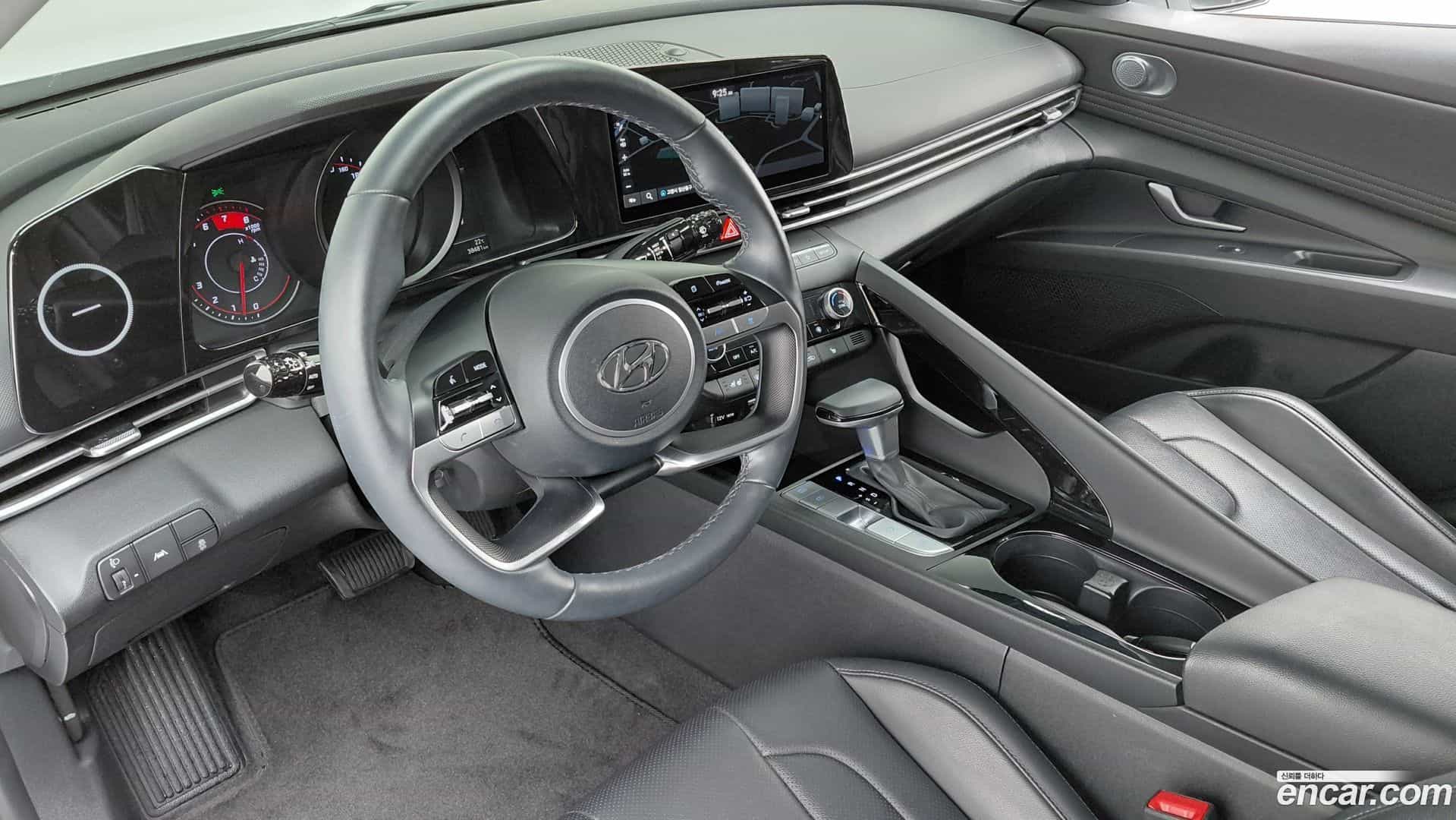 AVANTE Hyundai 2021.5-OPTION-040