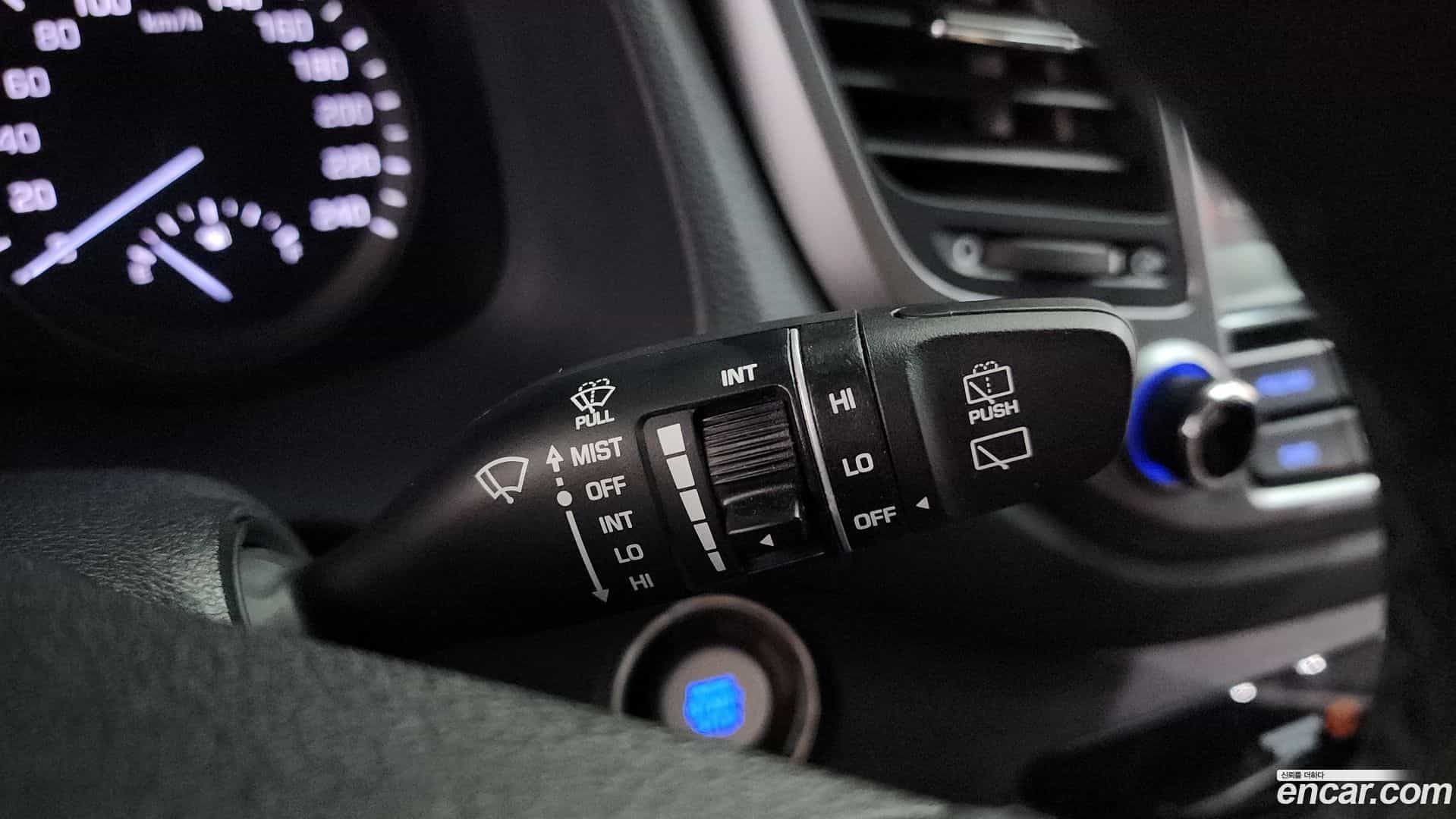 Tucson Hyundai 2018.5-OPTION-041