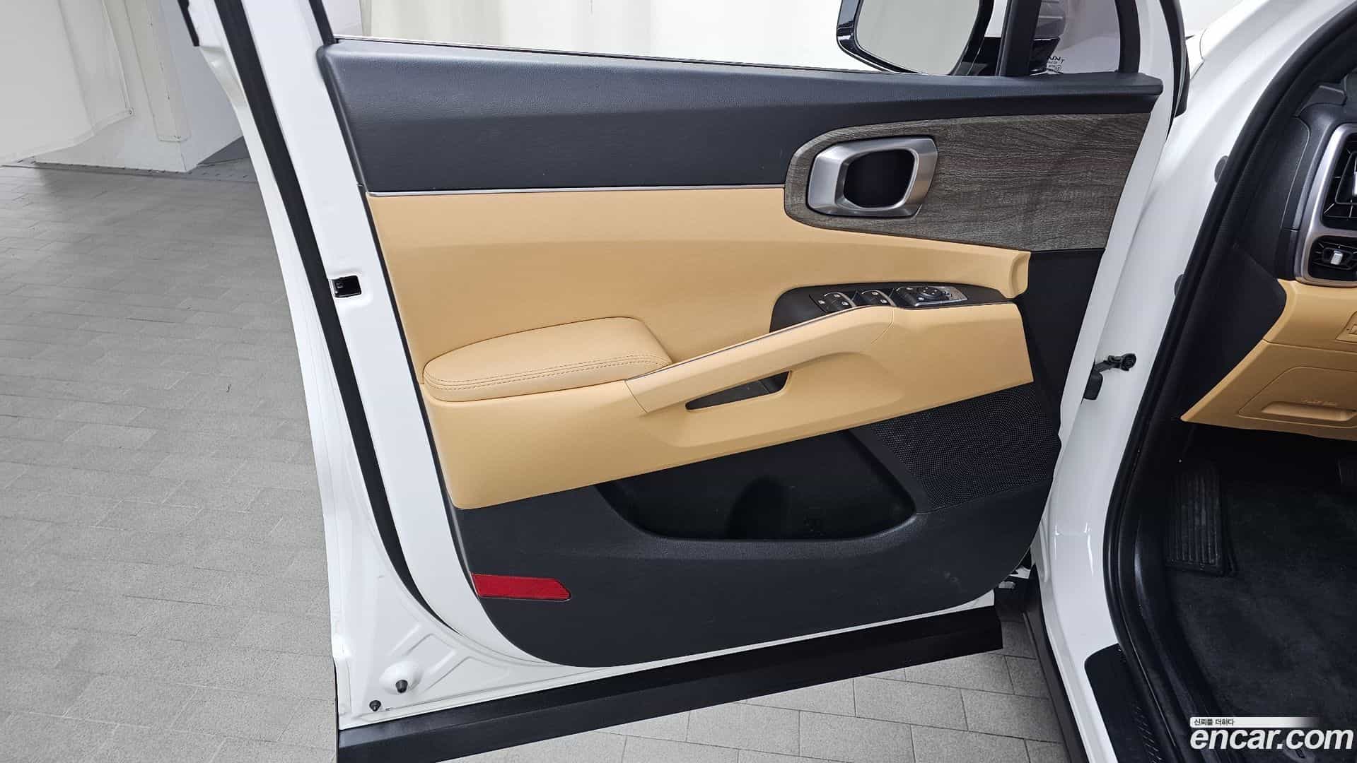 Sorento Kia 2022.5-INNER-034