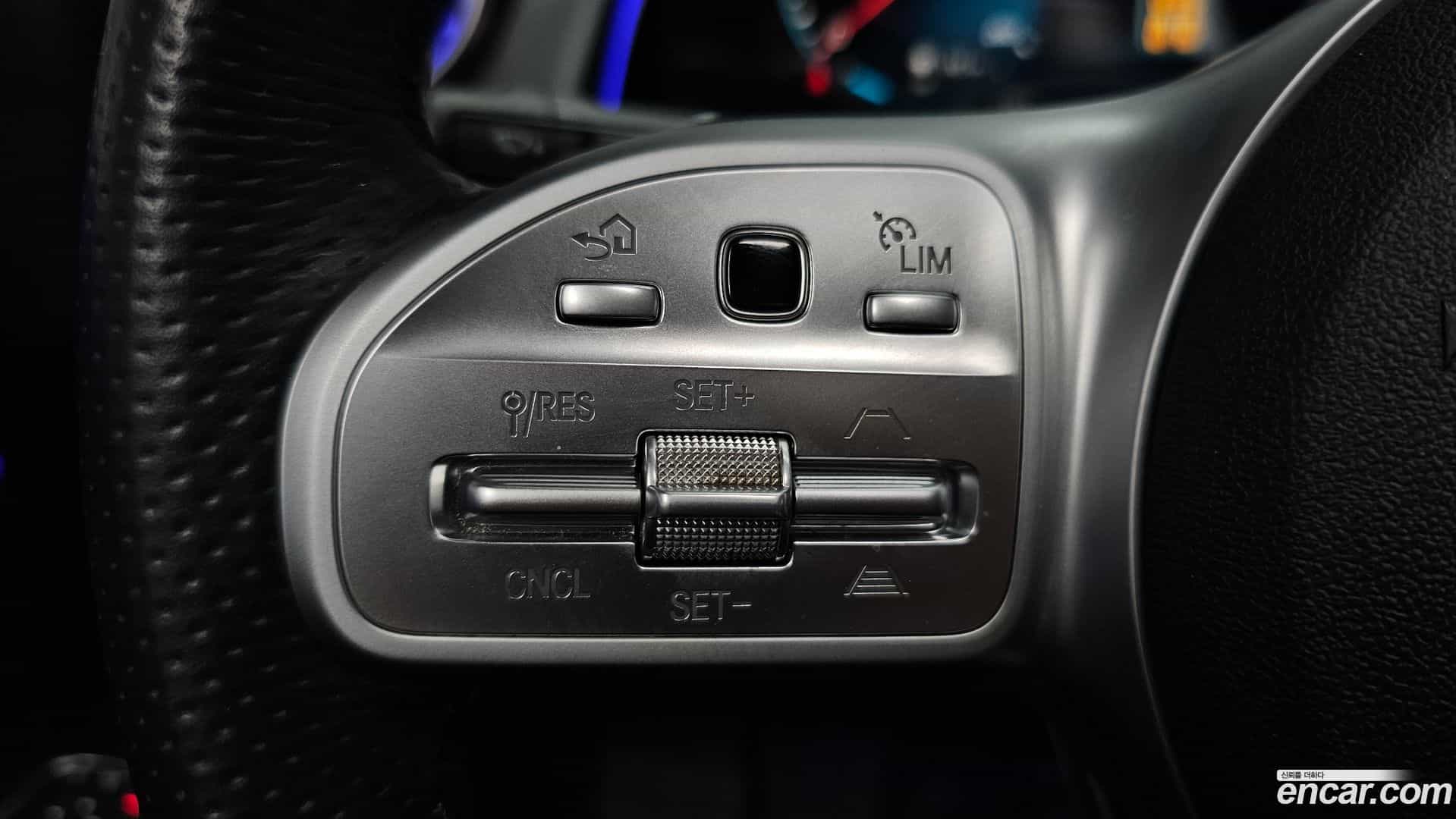 GLB-Class Mercedes-Benz 2021.5-OPTION-022