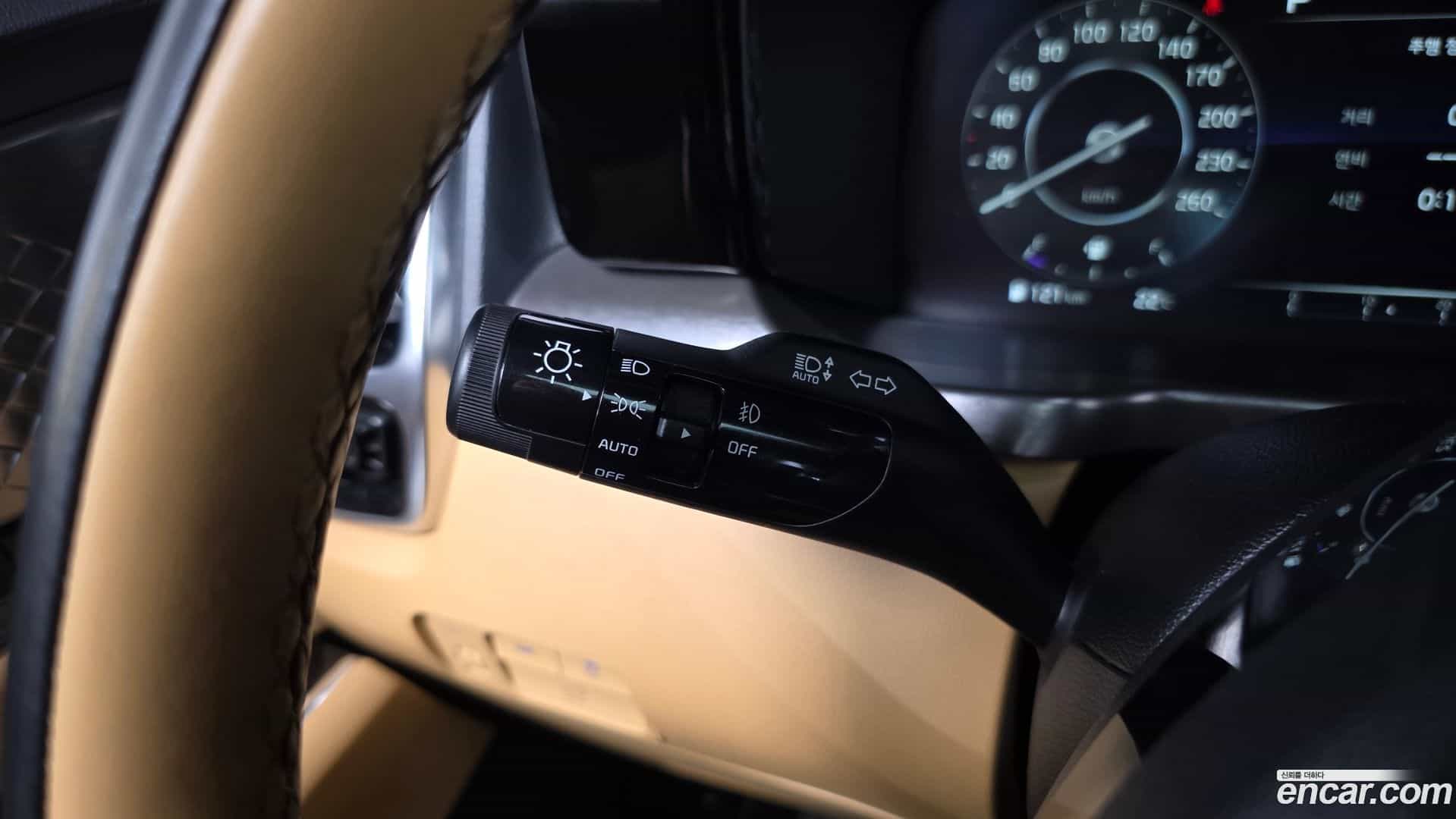 Sorento Kia 2021.8-OPTION-045