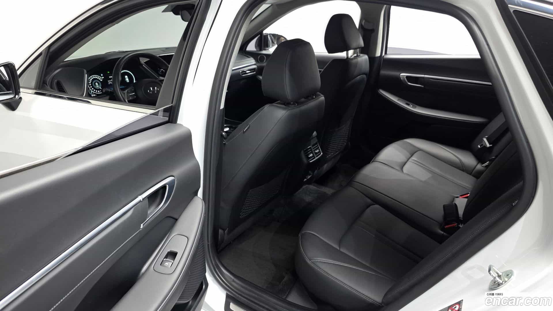 Sonata Hyundai 2021.8-OPTION-015