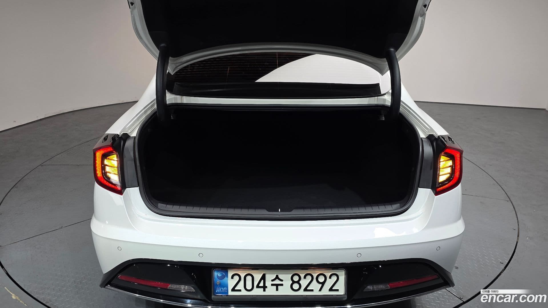 Main__Slider__Photo:Sonata Hyundai 2021.8-19
