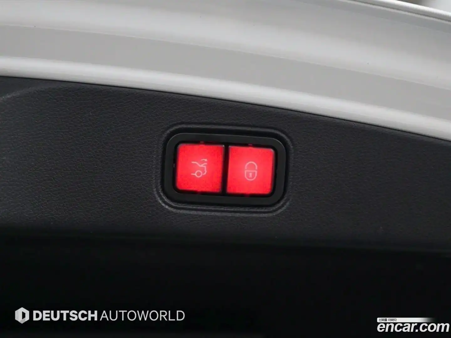E-Class Mercedes-Benz 2021.6-OPTION-024