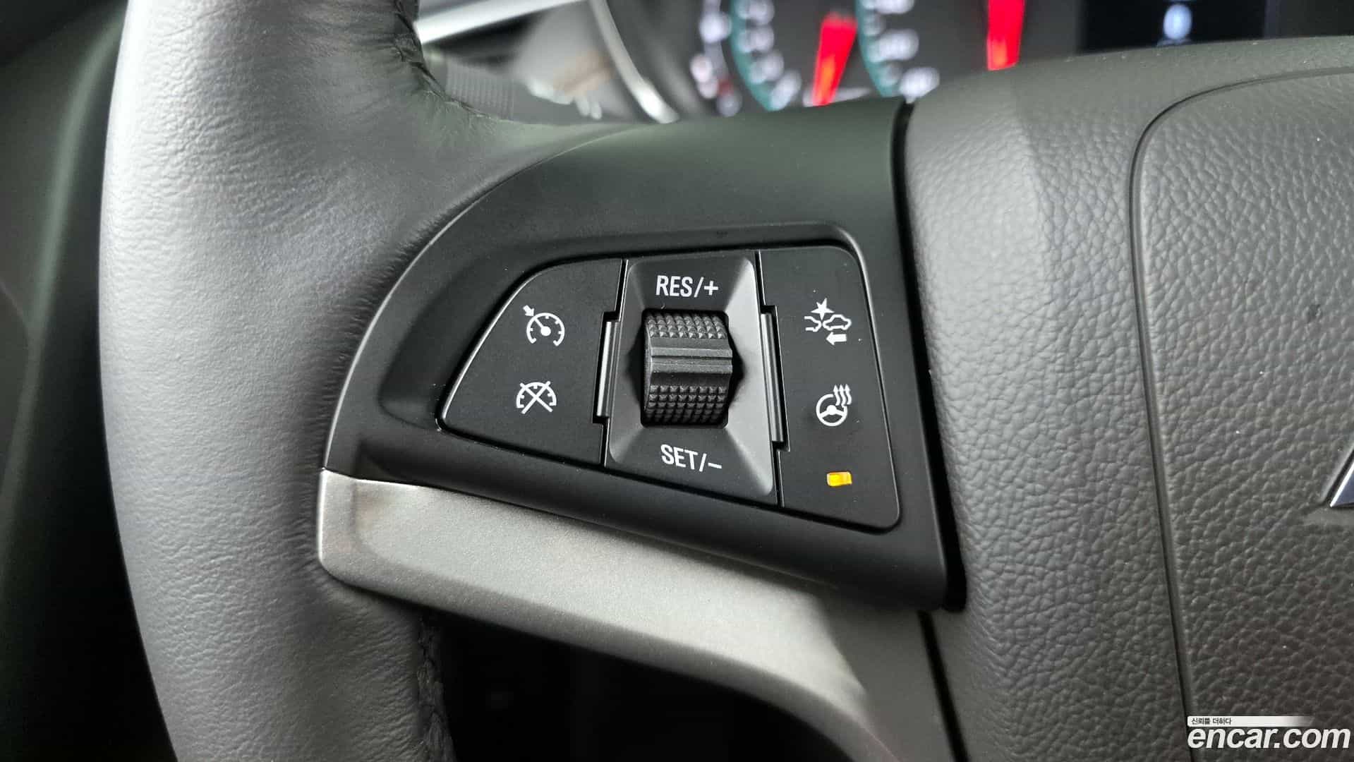 Trax Chevrolet 2020.10-OPTION-021