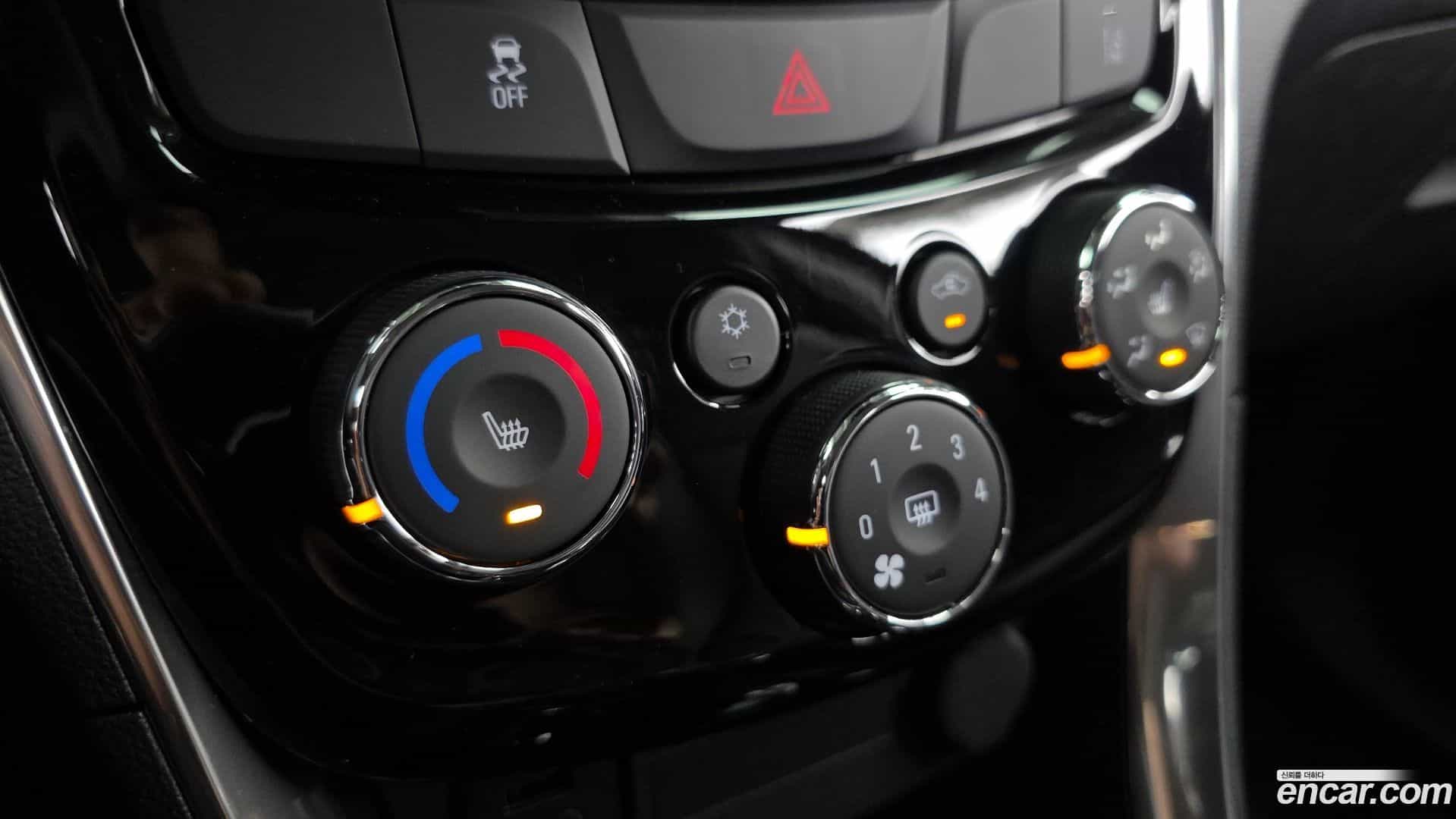 Trax Chevrolet 2020.10-OPTION-042