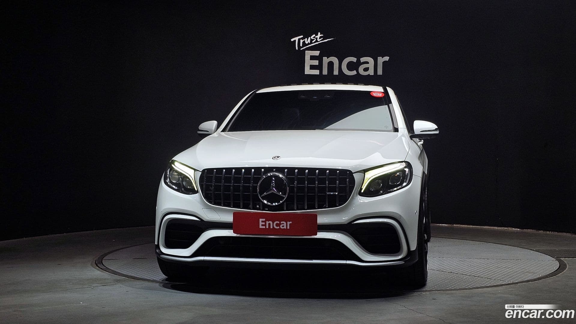 Main__Slider__Photo:GLC-Class Mercedes-Benz 2019.11-2