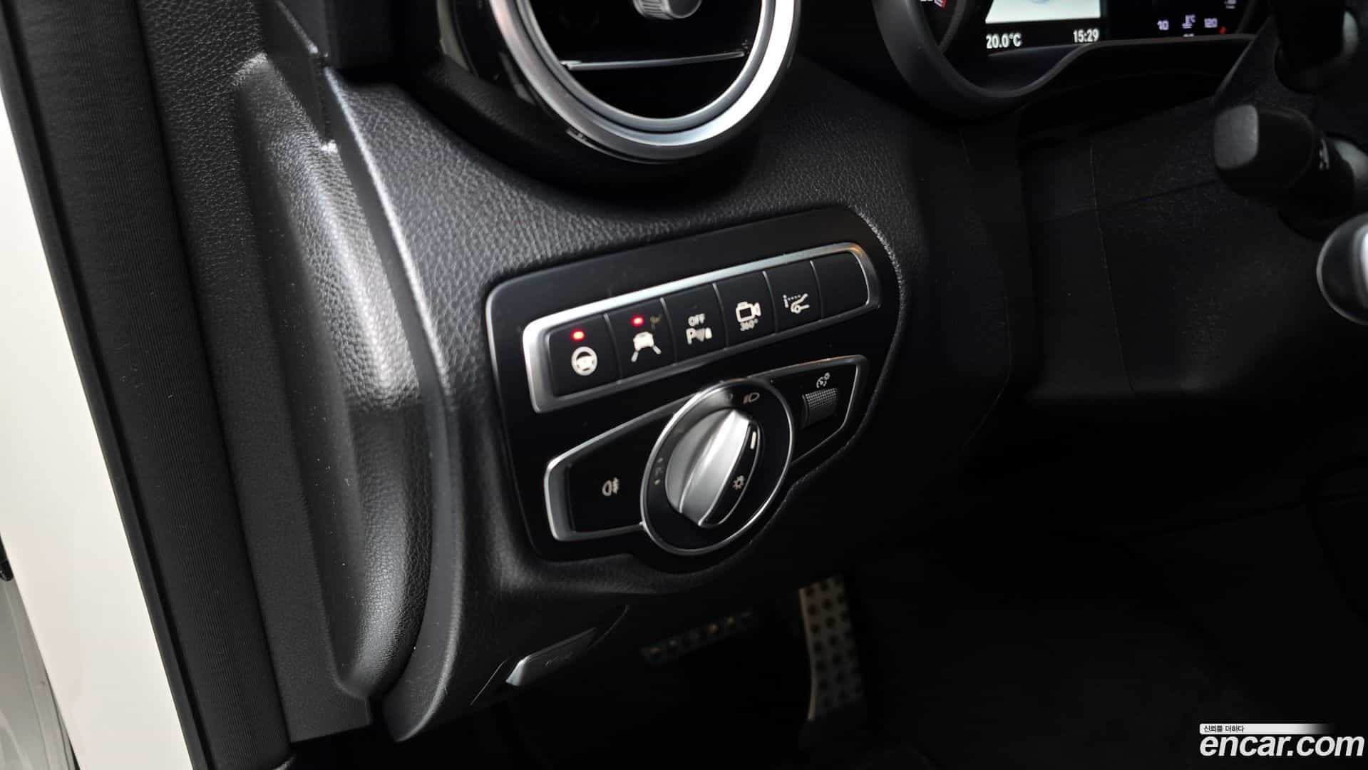 GLC-Class Mercedes-Benz 2019.11-OPTION-021