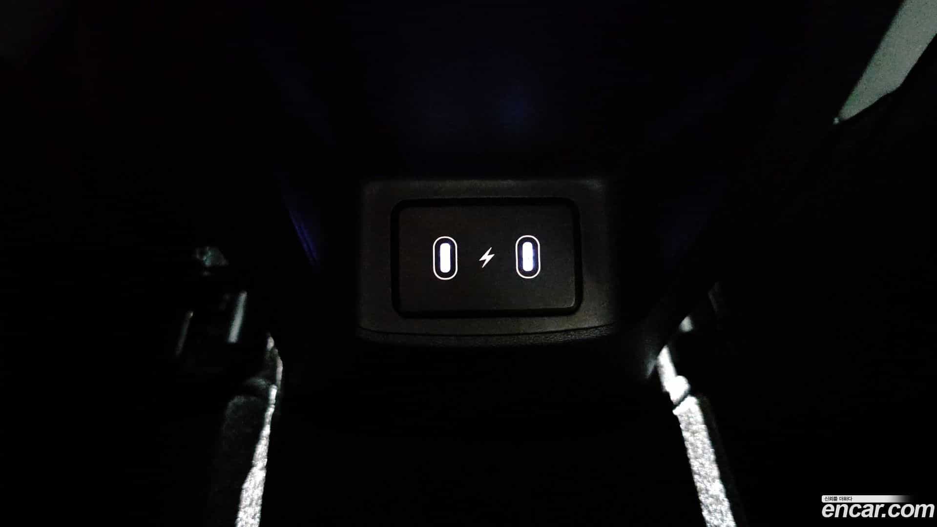 AVANTE Hyundai 2023.10-OPTION-042