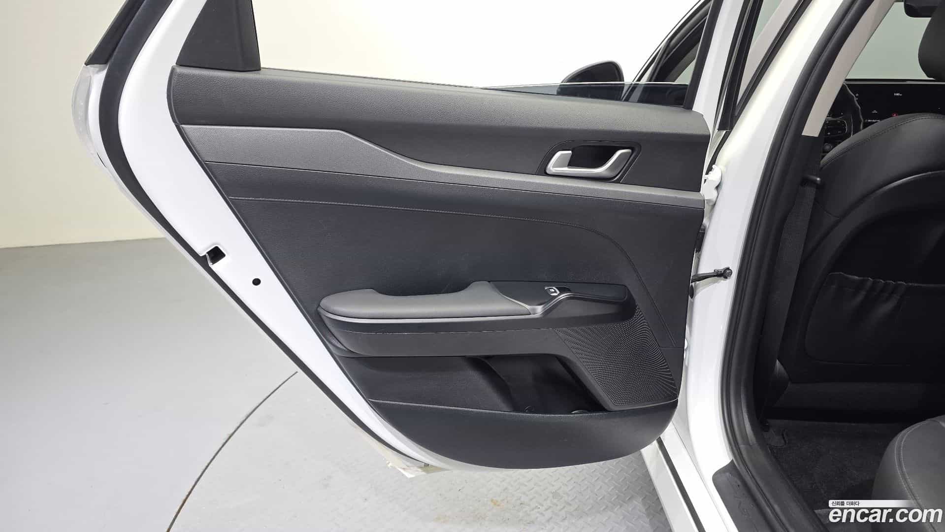 K5 Kia 2021.2-INNER-035