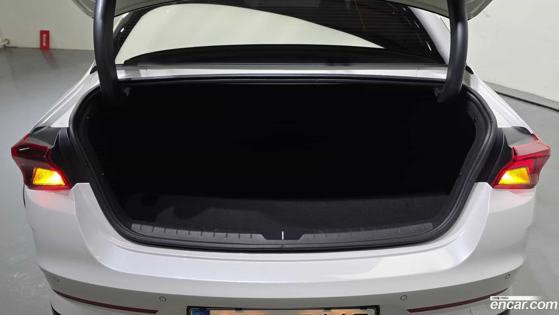K5 Kia 2021.2-OPTION-043