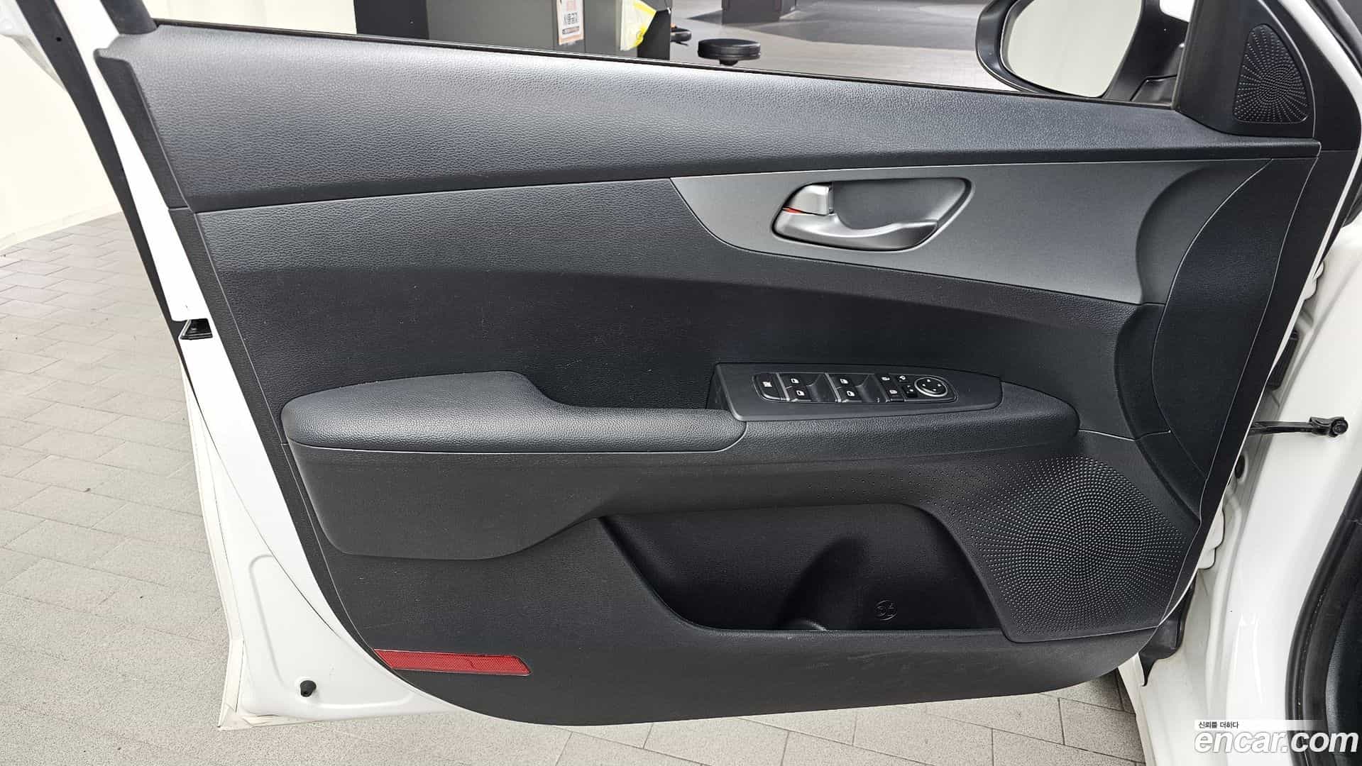 K3 Kia 2021.3-INNER-034