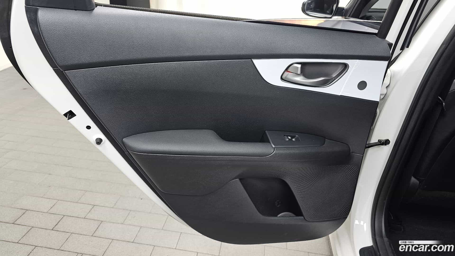 K3 Kia 2021.3-INNER-035