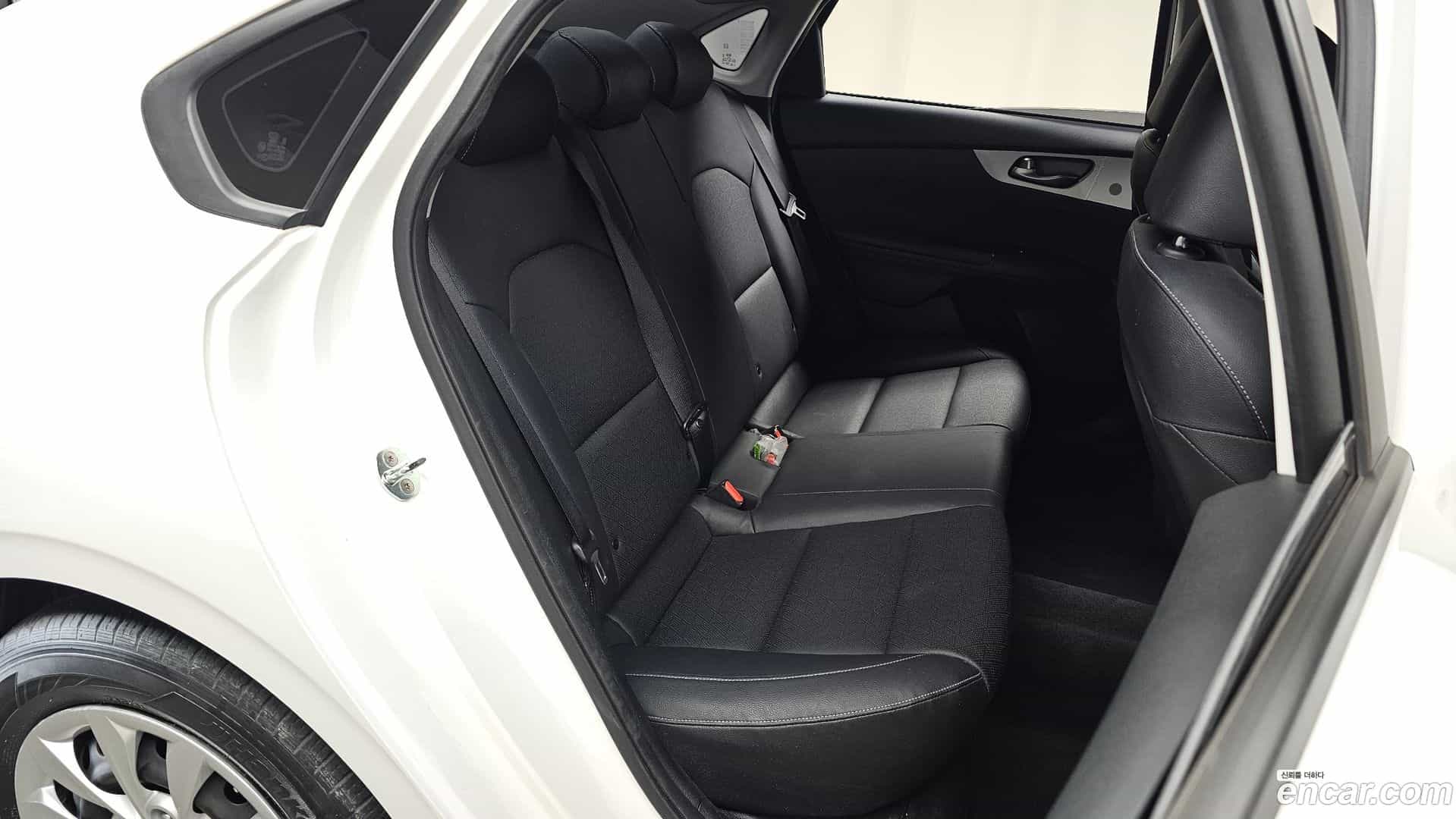 K3 Kia 2021.3-INNER-036