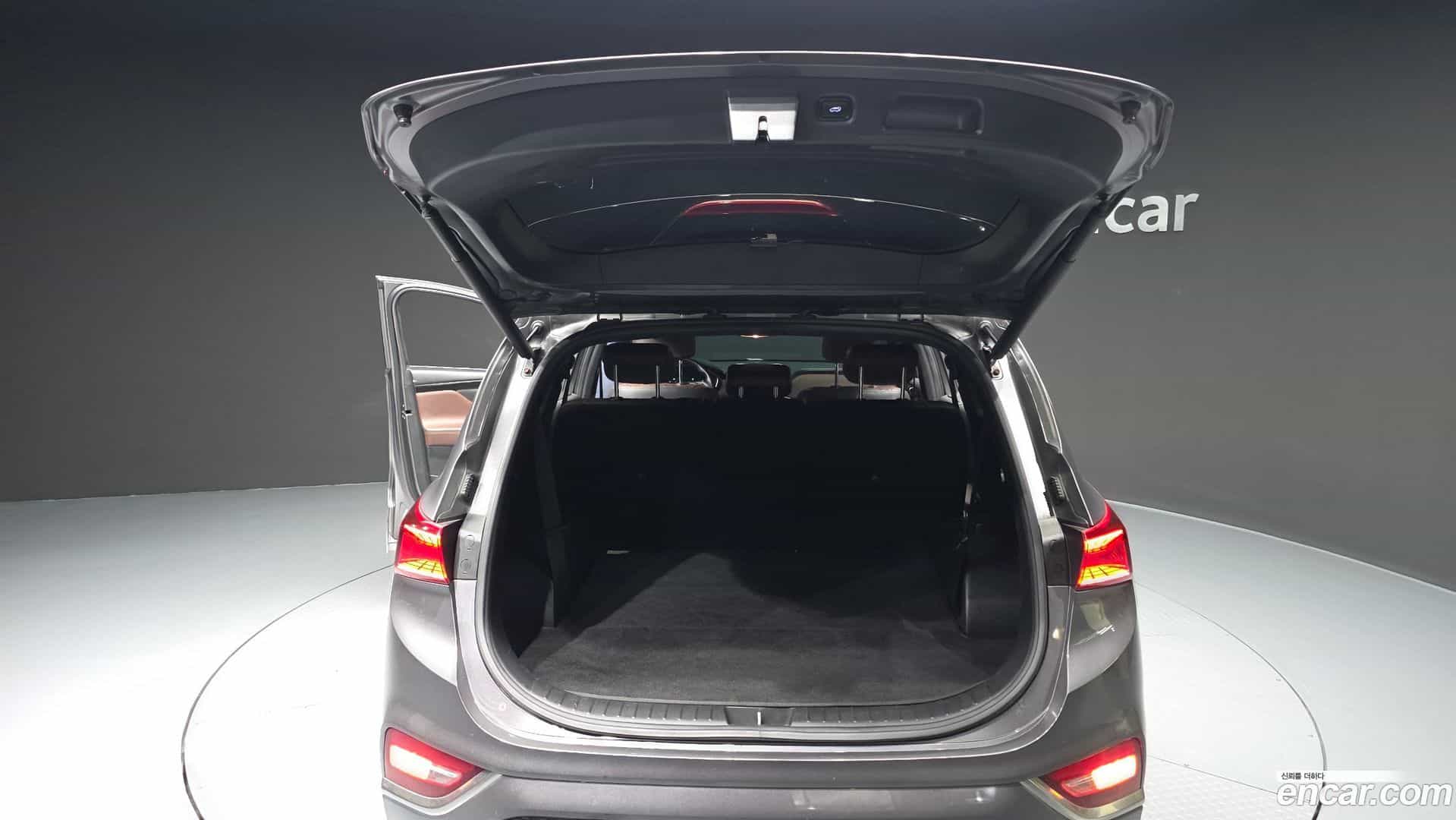 Santafe Hyundai 2018.9-OPTION-024