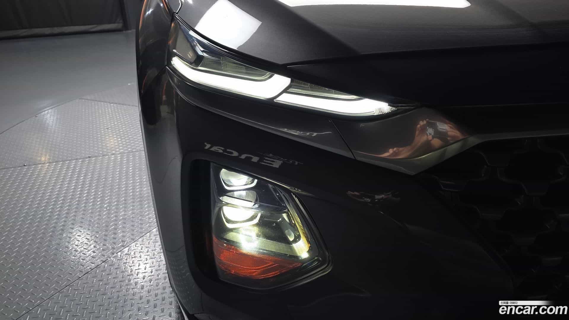 Santafe Hyundai 2018.9-OUTER-032