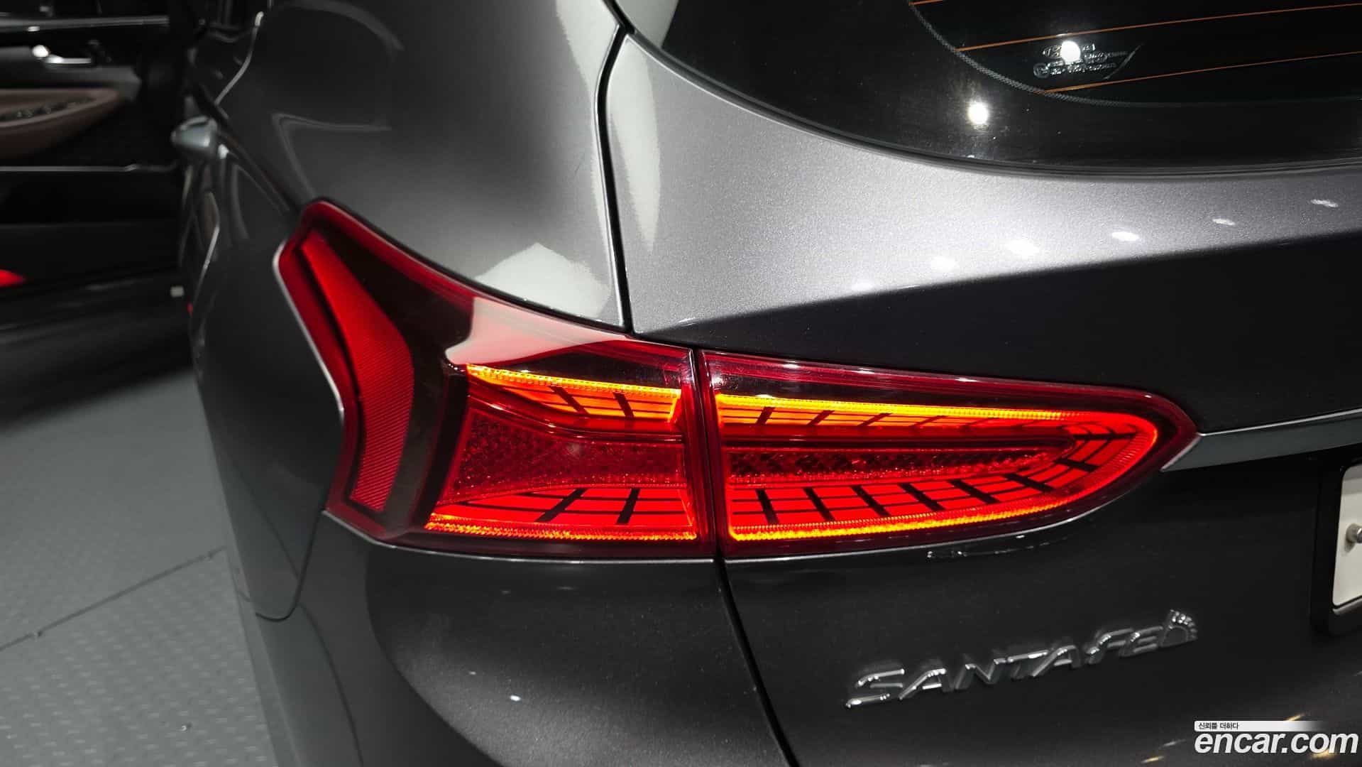 Santafe Hyundai 2018.9-OUTER-033