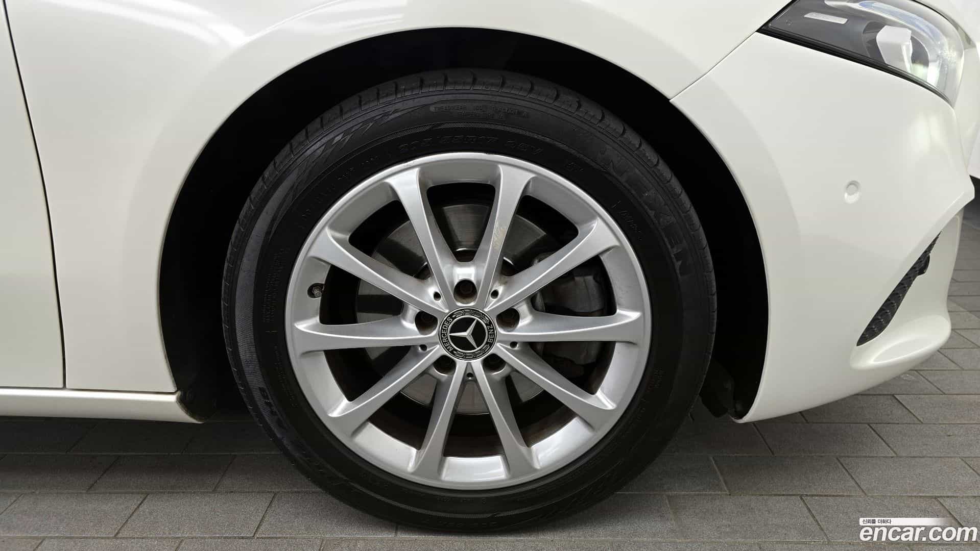 A-Class Mercedes-Benz 2020.4-OUTER-031