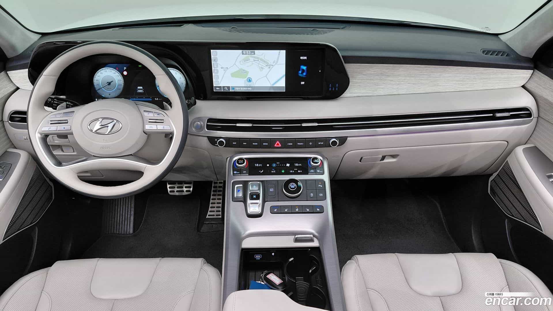 Palisade Hyundai 2023.1-INNER-007