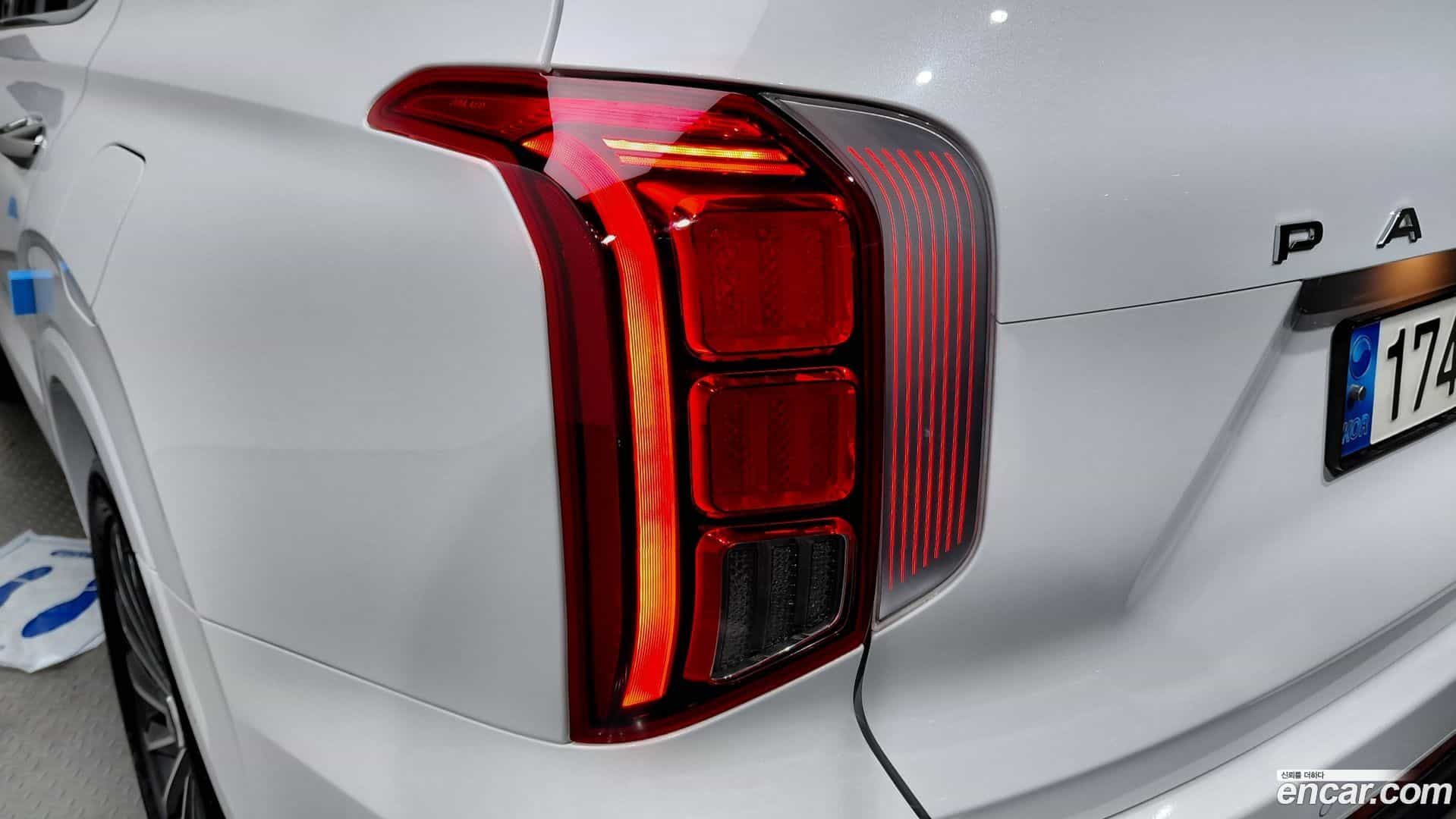 Palisade Hyundai 2023.1-OUTER-033