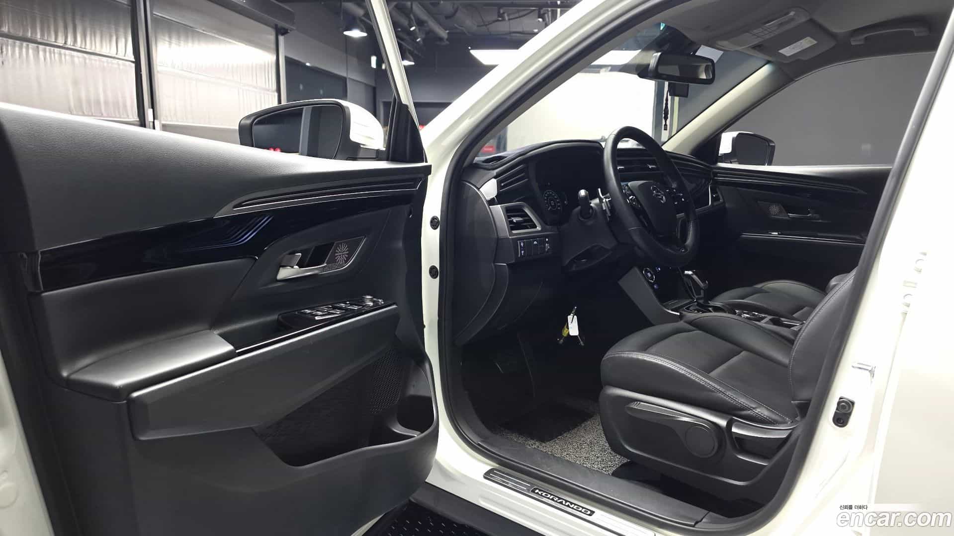 KORANDO KG Mobility 2020.9-INNER-010