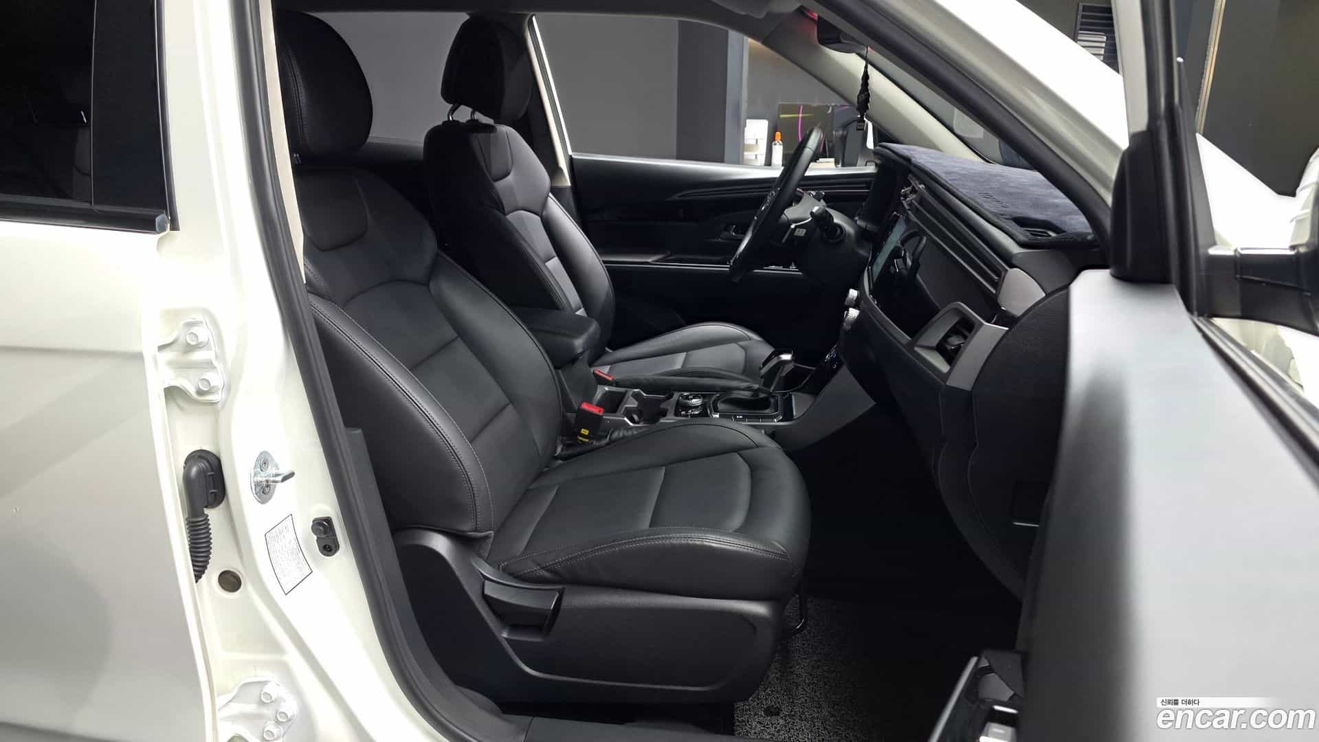 KORANDO KG Mobility 2020.9-OPTION-015